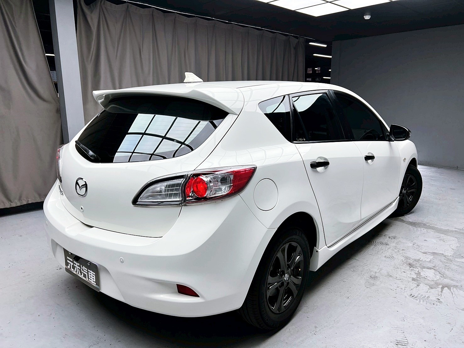 全台到府賞車 2013 Mazda3 5D 尊貴型『小李經理』元禾國際車業/中古車/促銷中  第17張相片