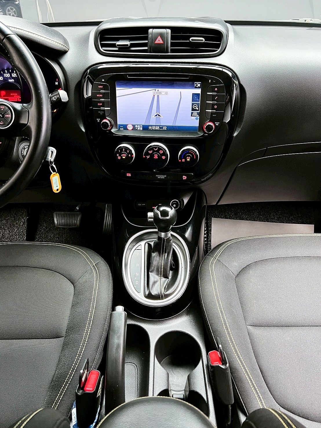 全台到府賞車 2016 Kia Soul 酷勁版『小李經理』元禾國際車業/中古車/促銷中  第8張相片