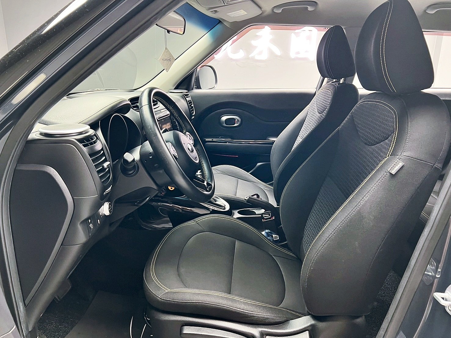 全台到府賞車 2016 Kia Soul 酷勁版『小李經理』元禾國際車業/中古車/促銷中  第13張相片