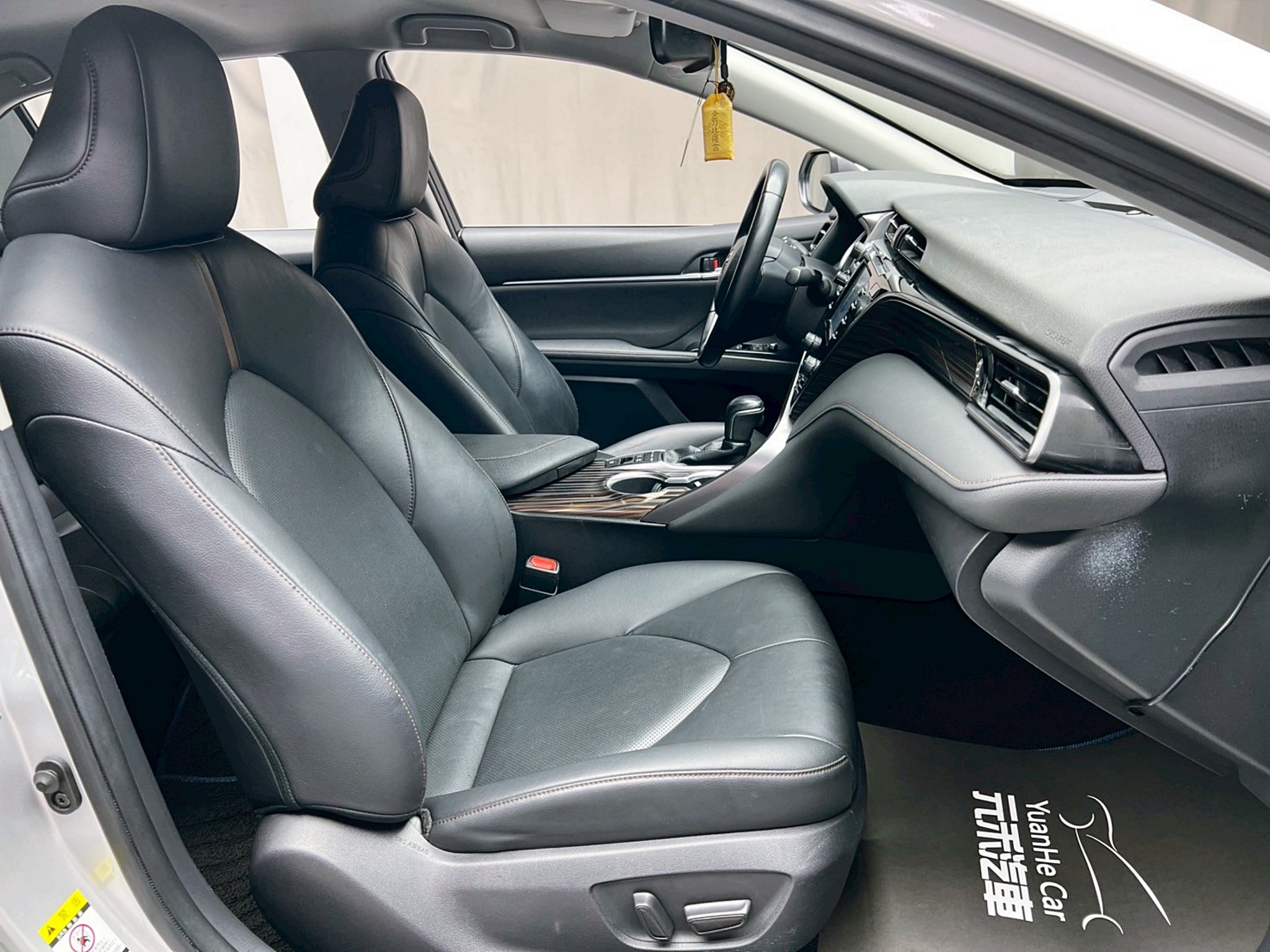 全台到府賞車 2018/19 Toyota Camry Hybrid 尊爵版『小李經理』元禾國際車業/中古車/促銷中  第10張相片