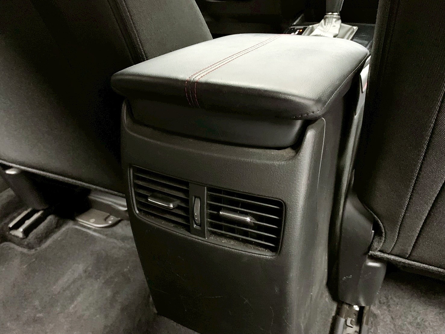 全台到府賞車 2021/22 Mazda CX30 20S Carbon Edition『小李經理』元禾國際車業/中古車/促銷中  第12張相片