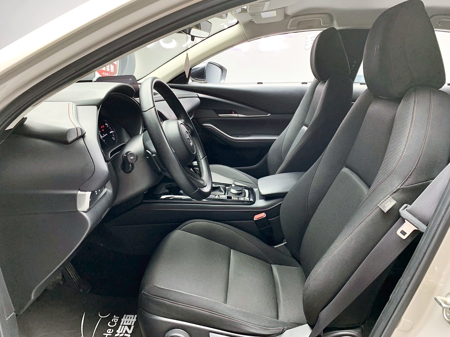 全台到府賞車 2021/22 Mazda CX30 20S Carbon Edition『小李經理』元禾國際車業/中古車/促銷中  第15張相片
