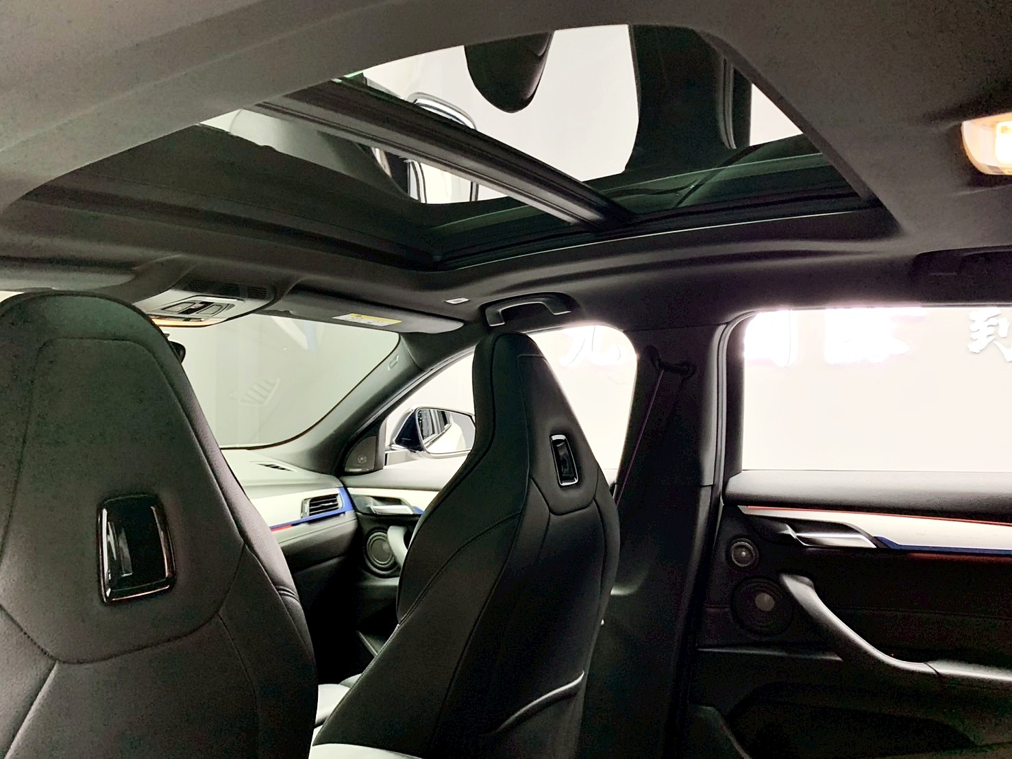 全台到府賞車 2019 BMW X2 M35i F39型『小李經理』元禾國際車業/中古車/促銷中  第13張相片