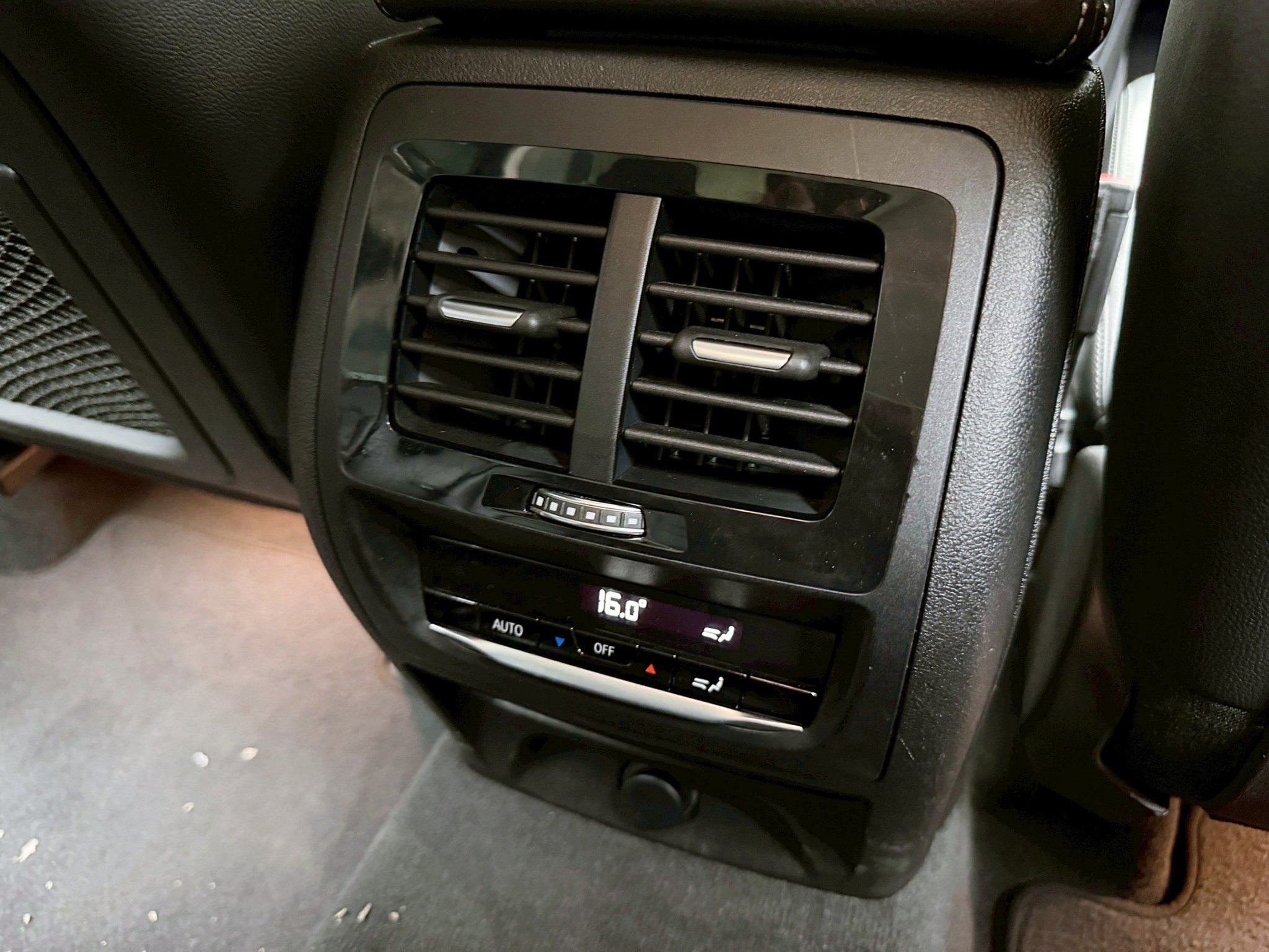 全台到府賞車 2017/18 BMW X3 xDrive30i 豪華運動版 G01型『小李經理』元禾國際車業/中古車/促銷中  第10張相片