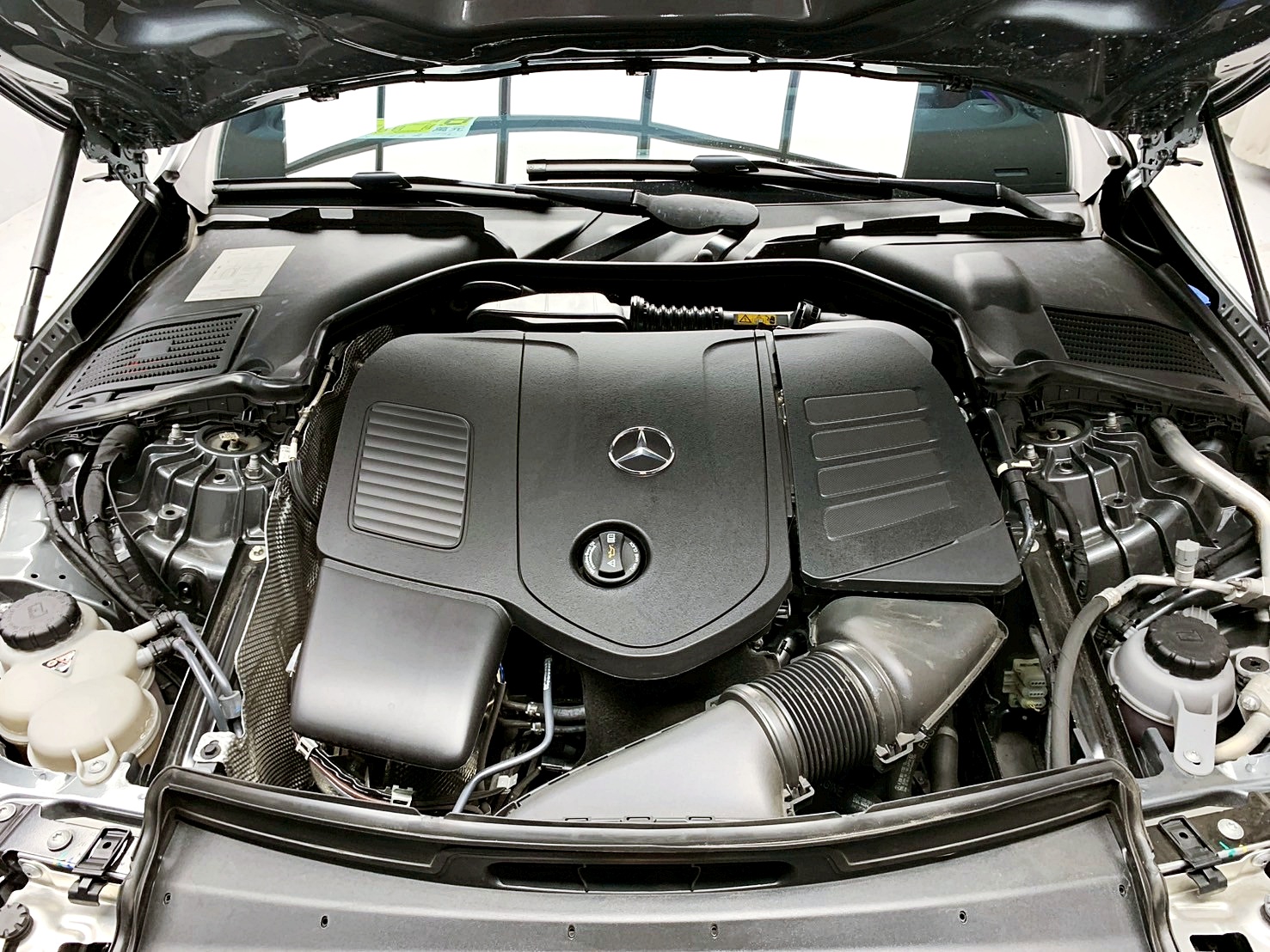 全台到府賞車 2022/23 Benz C200 Sedan AMG Line W206型『小李經理』元禾國際車業/中古車/促銷中  第15張相片