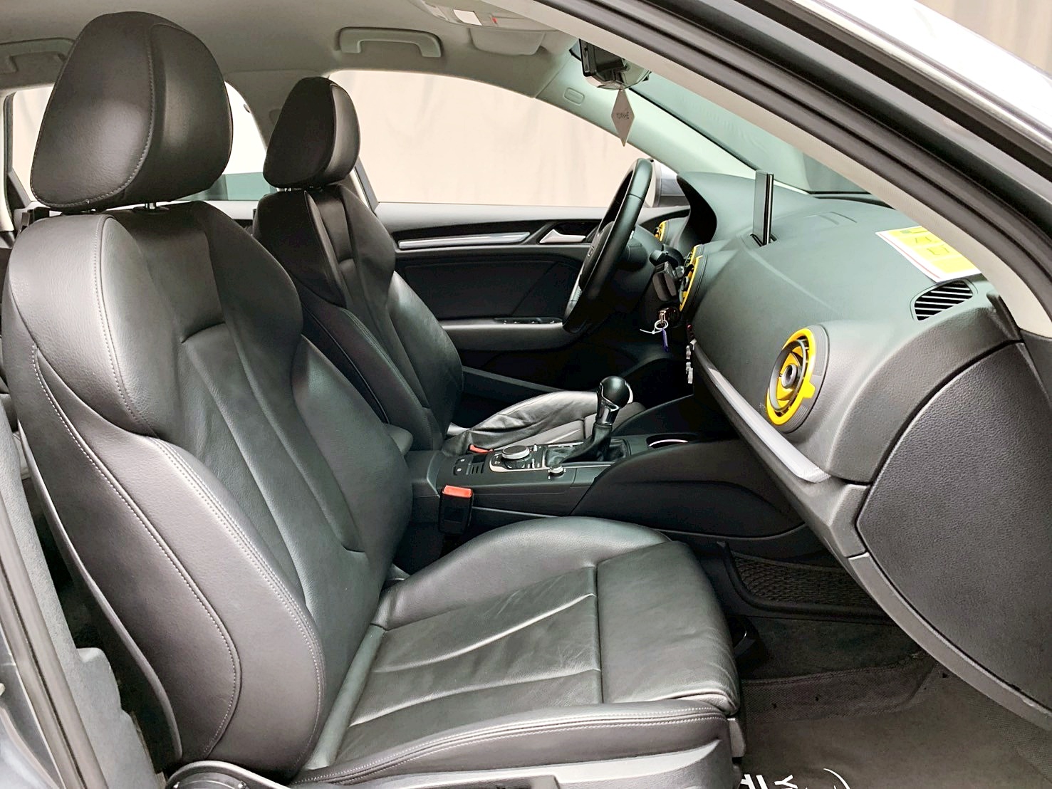 全台到府賞車 2014/15 Audi A3 Sportback 35TFSI COD『小李經理』元禾國際車業/中古車/促銷中  第10張相片