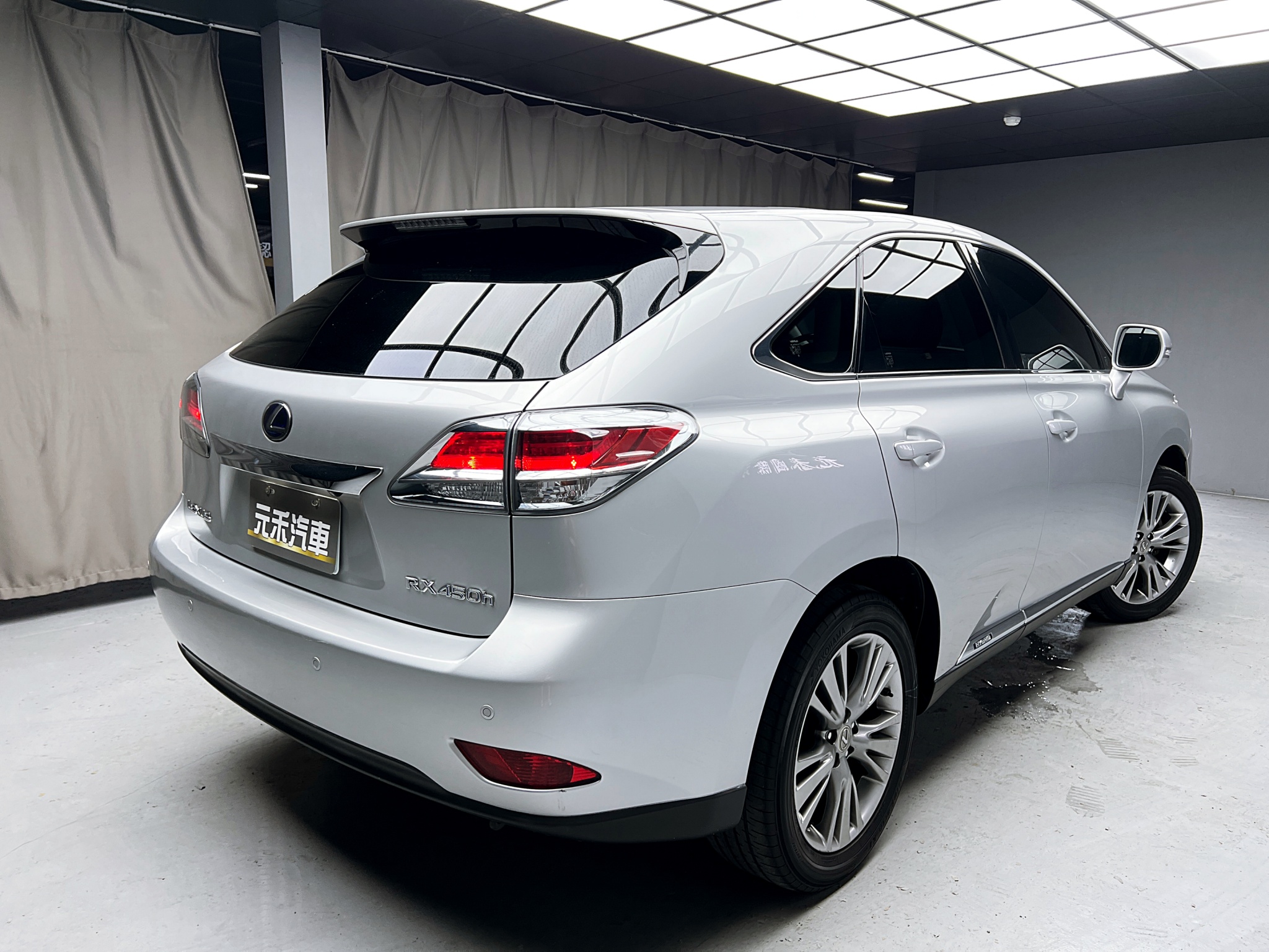 全台到府賞車 2013/14 Lexus RX450h 頂級版『小李經理』元禾國際車業/中古車/促銷中  第18張相片