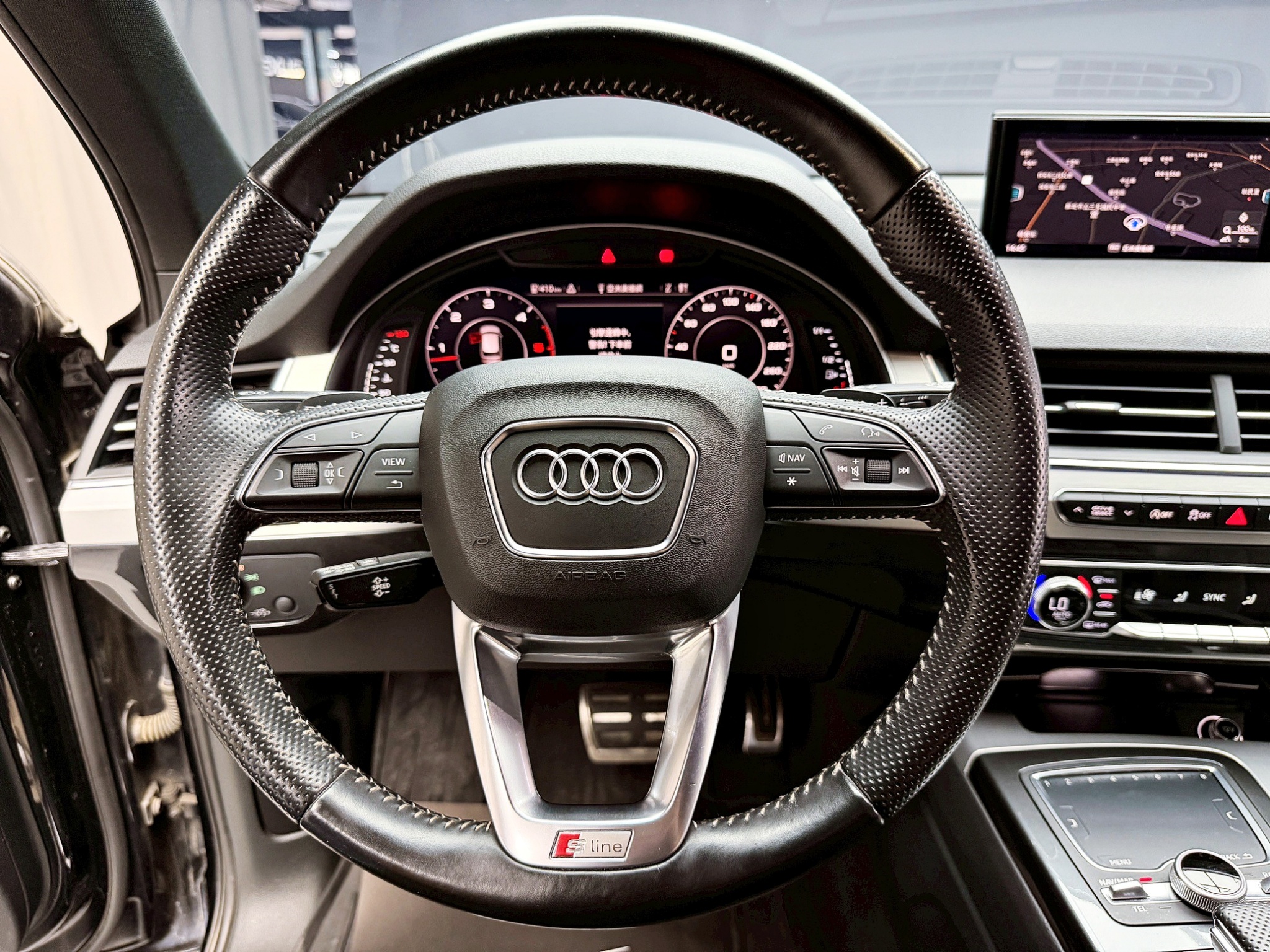 全台到府賞車 2016/17 Audi Q7 45TDI Quattro 七人座『小李經理』元禾國際車業/中古車/促銷中  第9張相片