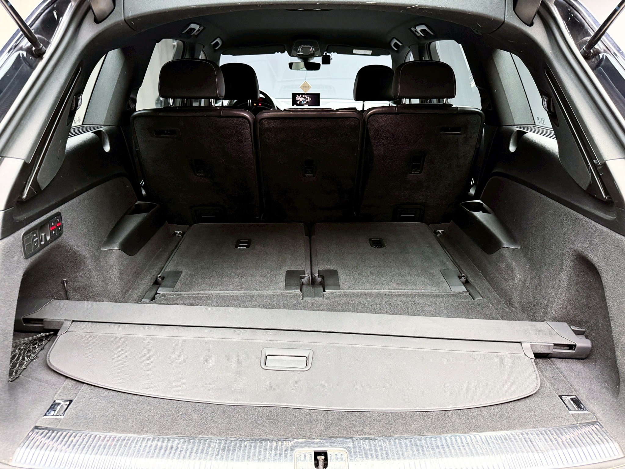 全台到府賞車 2016/17 Audi Q7 45TDI Quattro 七人座『小李經理』元禾國際車業/中古車/促銷中  第17張相片