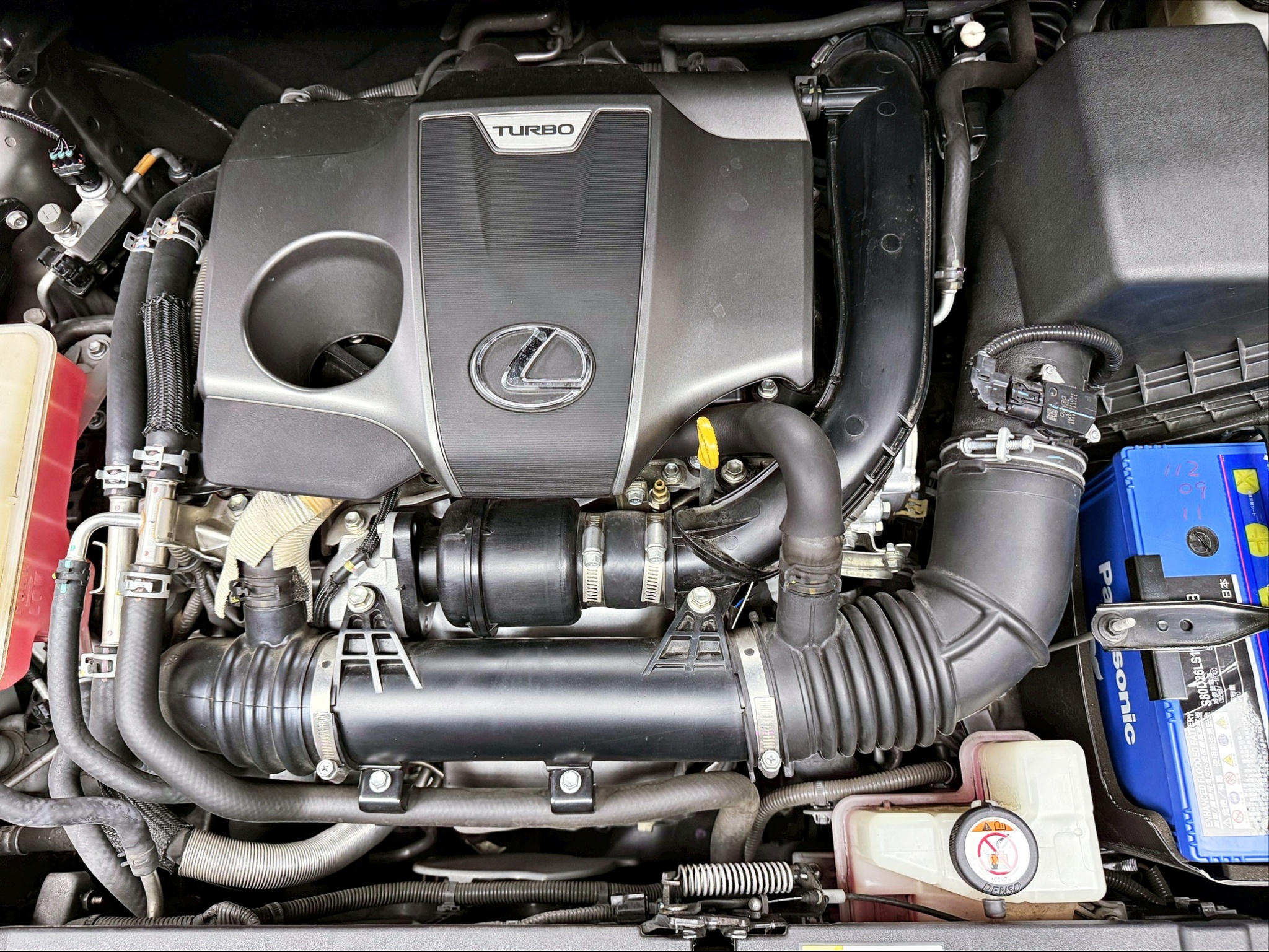 全台到府賞車 2017/18 Lexus NX300 F-Sport『小李經理』元禾國際車業/中古車/促銷中  第5張相片