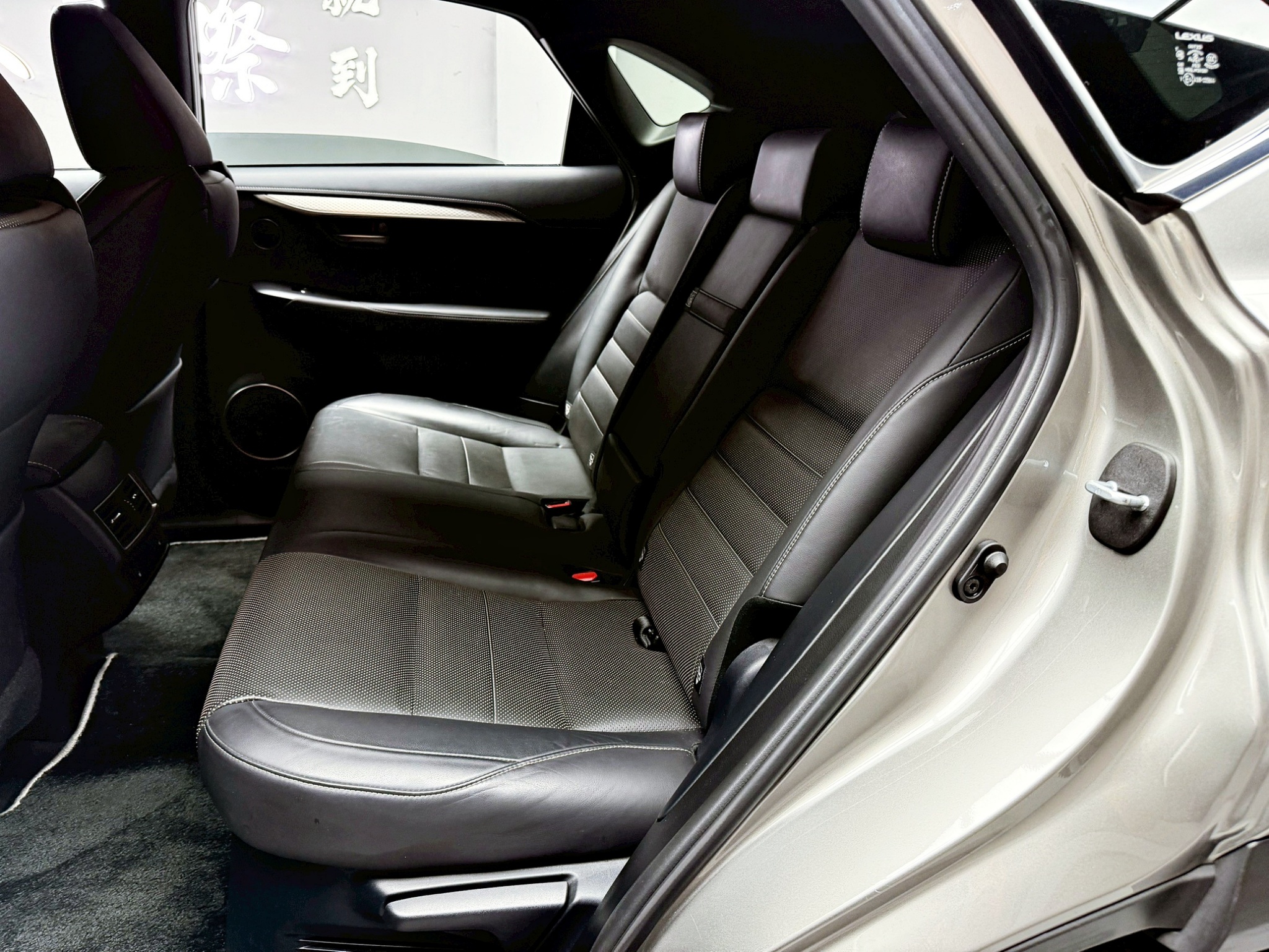 全台到府賞車 2017/18 Lexus NX300 F-Sport『小李經理』元禾國際車業/中古車/促銷中  第7張相片