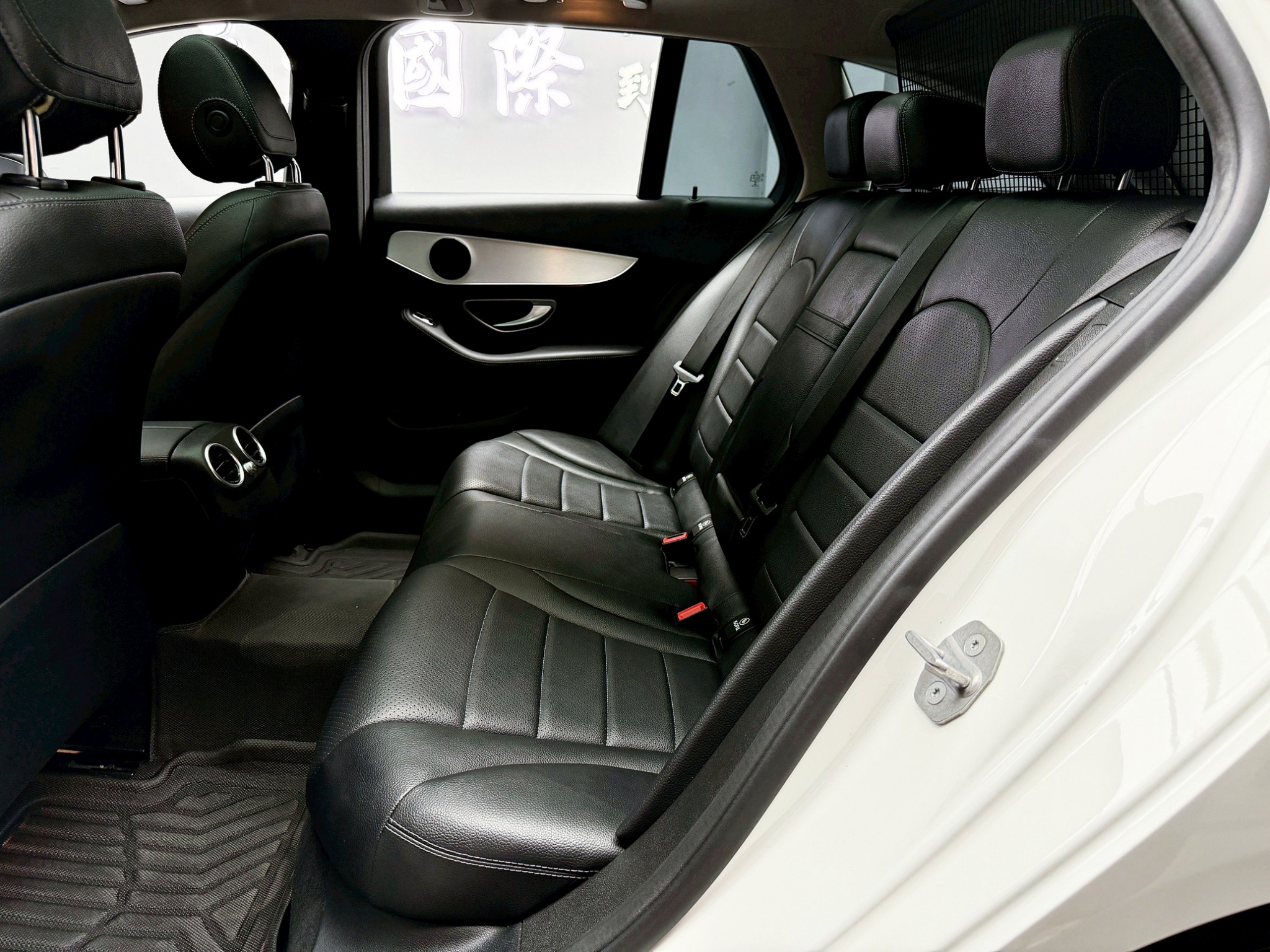 全台到府賞車 2019 Benz C180 Estate S205型『小李經理』元禾國際車業/中古車/促銷中  第15張相片