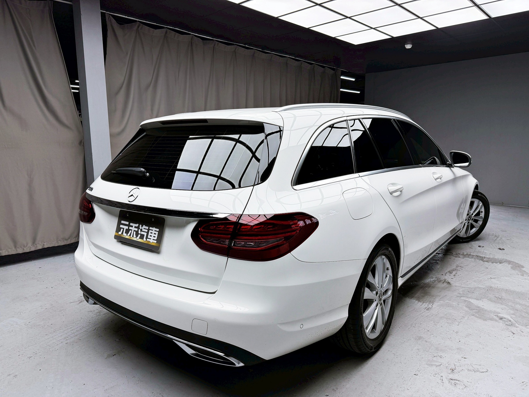 全台到府賞車 2019 Benz C180 Estate S205型『小李經理』元禾國際車業/中古車/促銷中  第19張相片