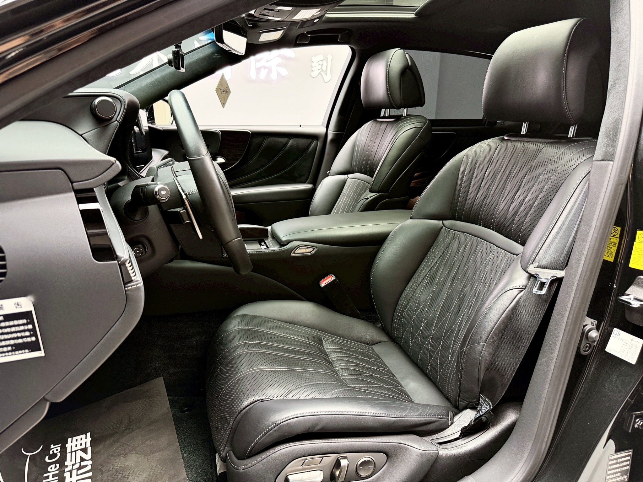 全台到府賞車 2021/22 Lexus LS500h 頂級版『小李經理』元禾國際車業/中古車/促銷中  第16張相片