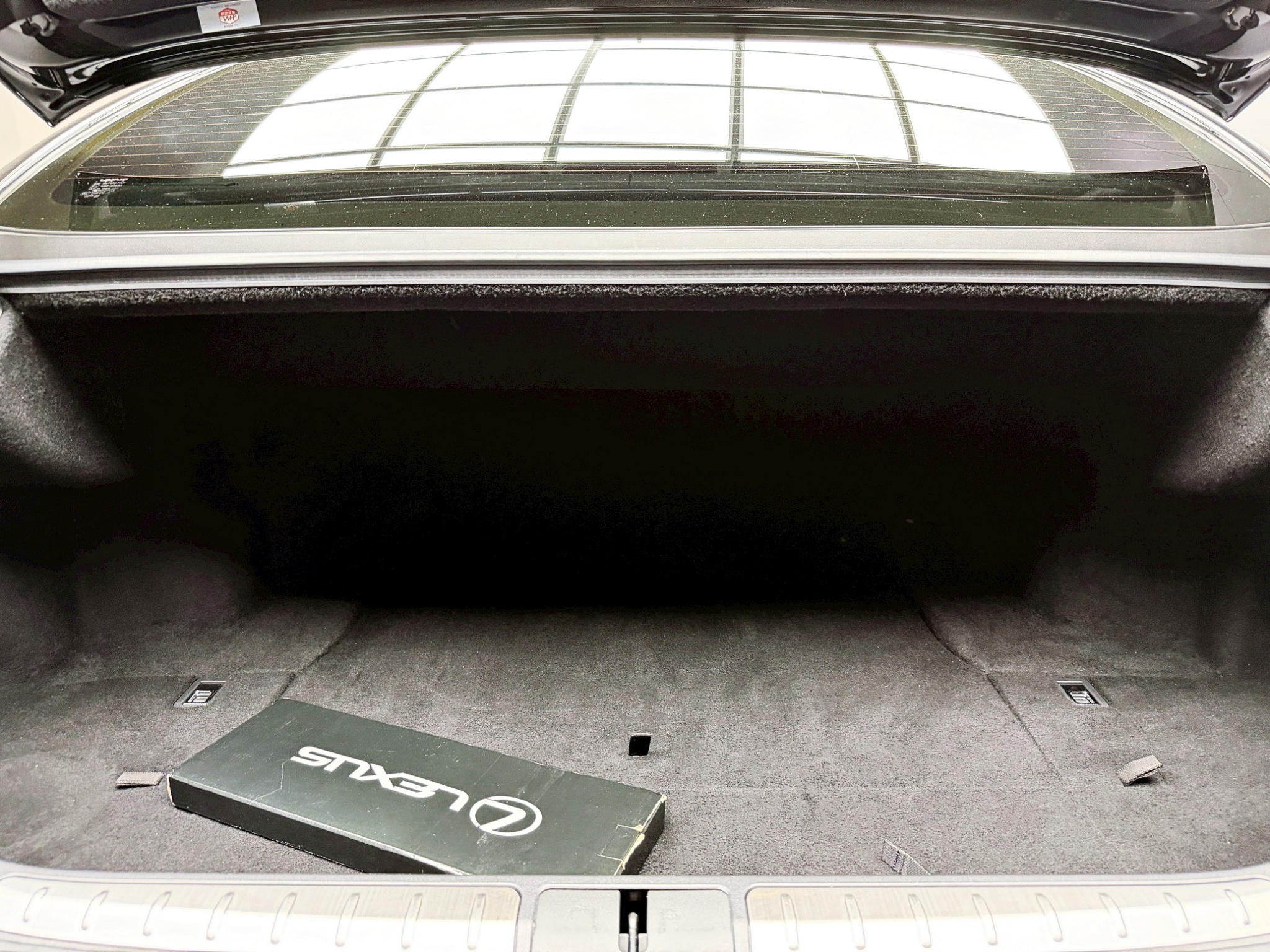 全台到府賞車 2021/22 Lexus LS500h 頂級版『小李經理』元禾國際車業/中古車/促銷中  第17張相片