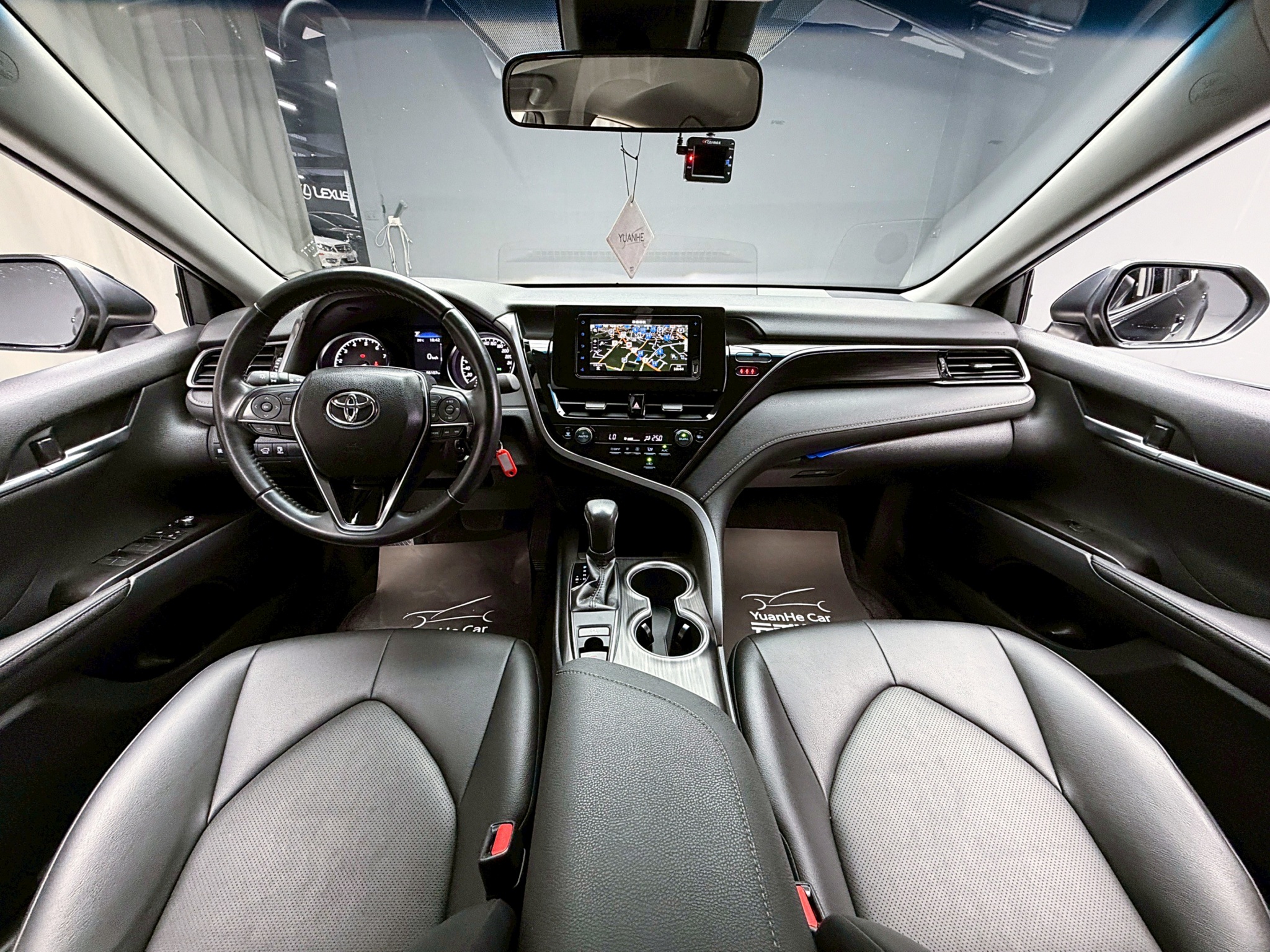 全台到府賞車 2021 Toyota Camry 豪華版『小李經理』元禾國際車業/中古車/促銷中  第9張相片