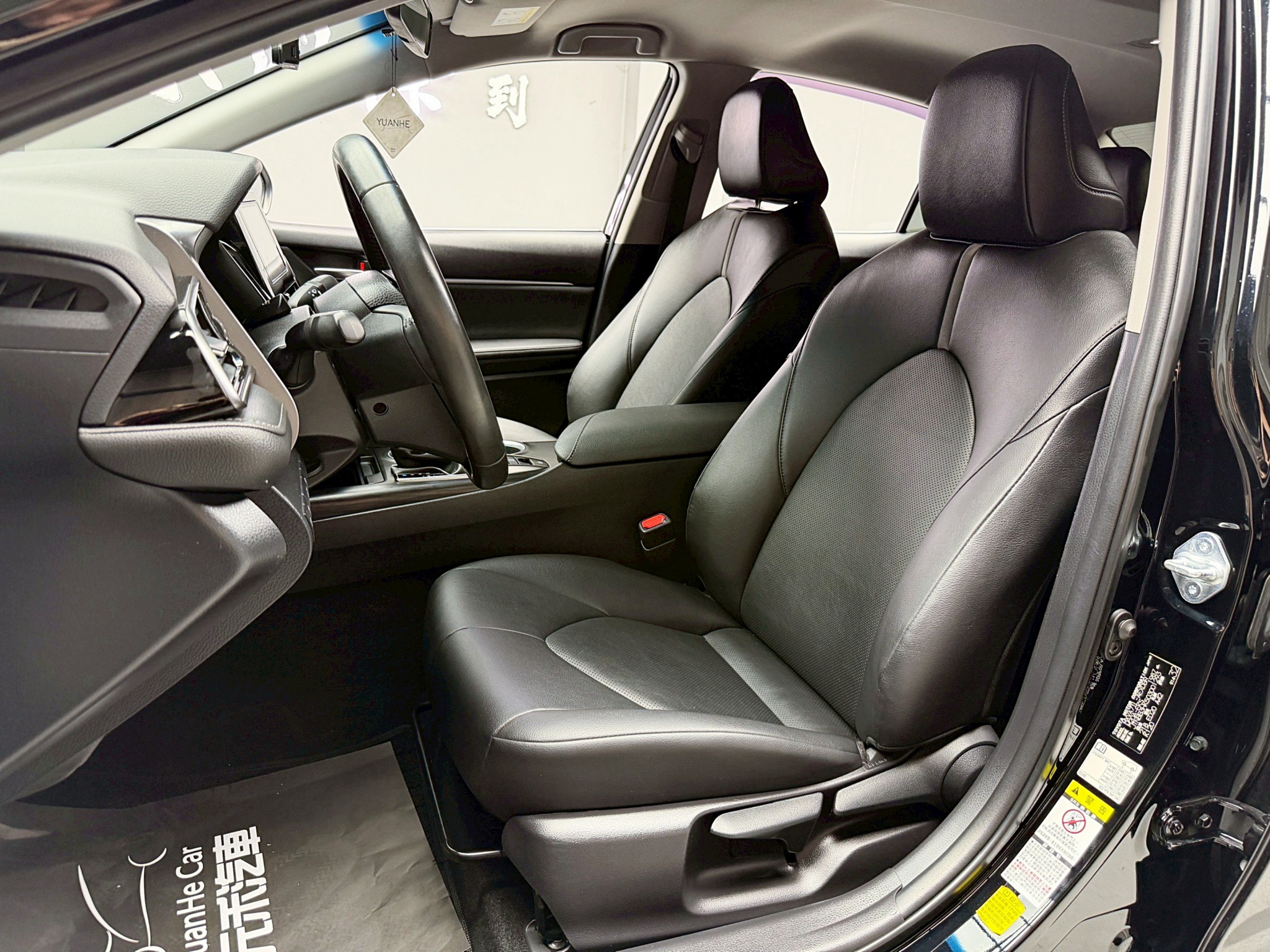 全台到府賞車 2021 Toyota Camry 豪華版『小李經理』元禾國際車業/中古車/促銷中  第14張相片