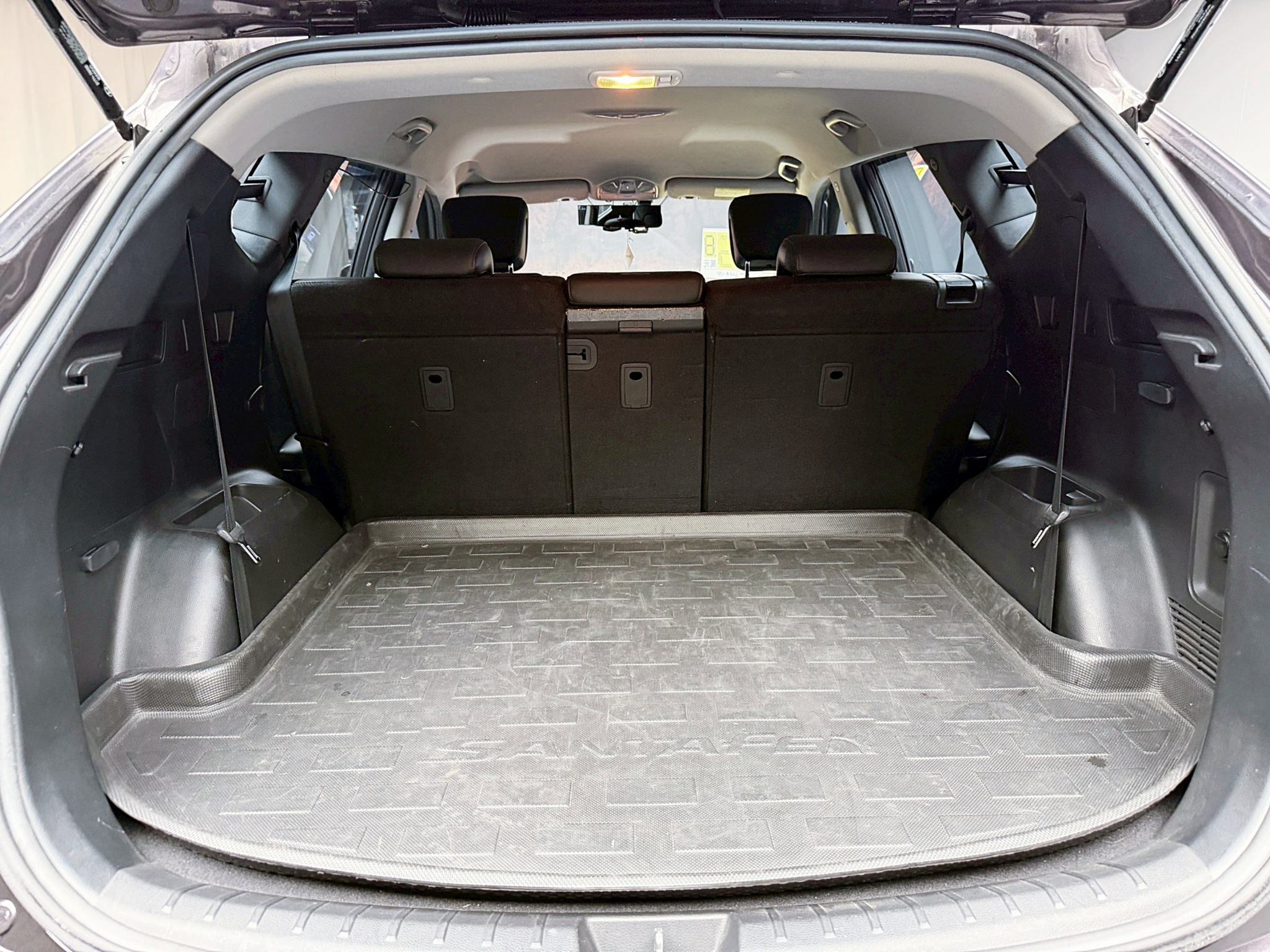 全台到府賞車 2014 Hyundai SantaFe 七人座貴族款『小李經理』元禾國際車業/中古車/促銷中  第18張相片