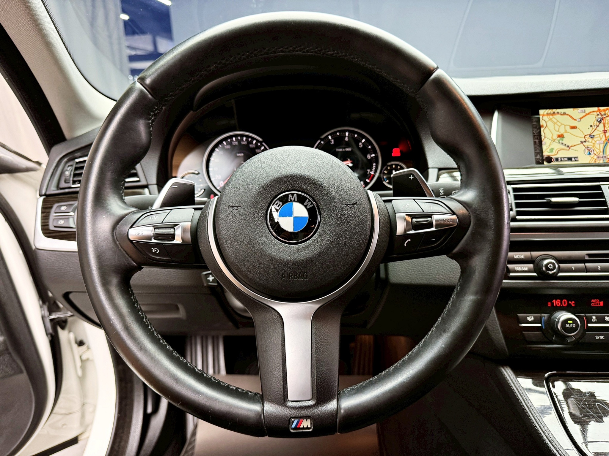 全台到府賞車 2016 BMW 520i Sedan F10型『小李經理』元禾國際車業/中古車/促銷中  第13張相片