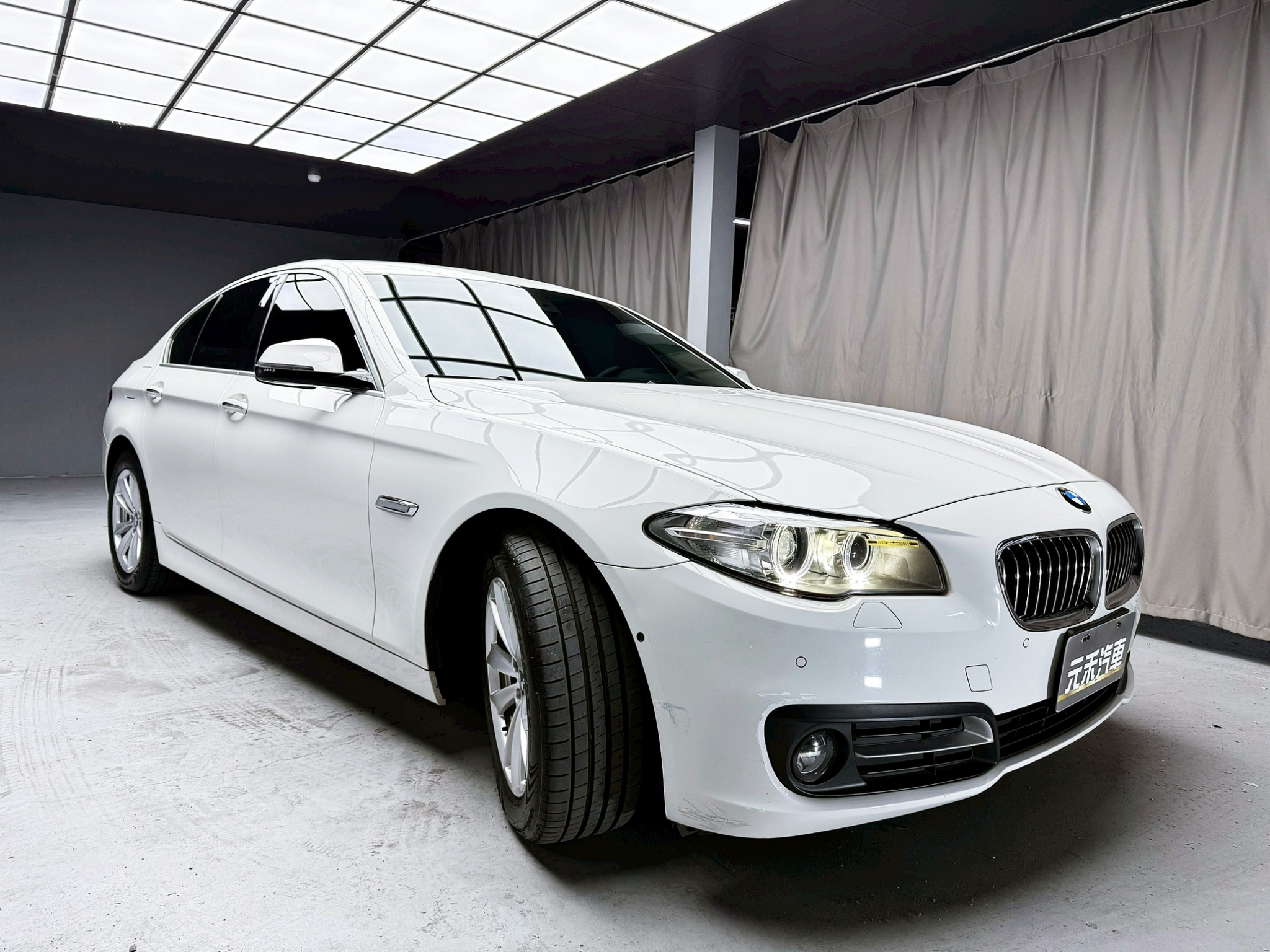 全台到府賞車 2016 BMW 520i Sedan F10型『小李經理』元禾國際車業/中古車/促銷中  第19張相片