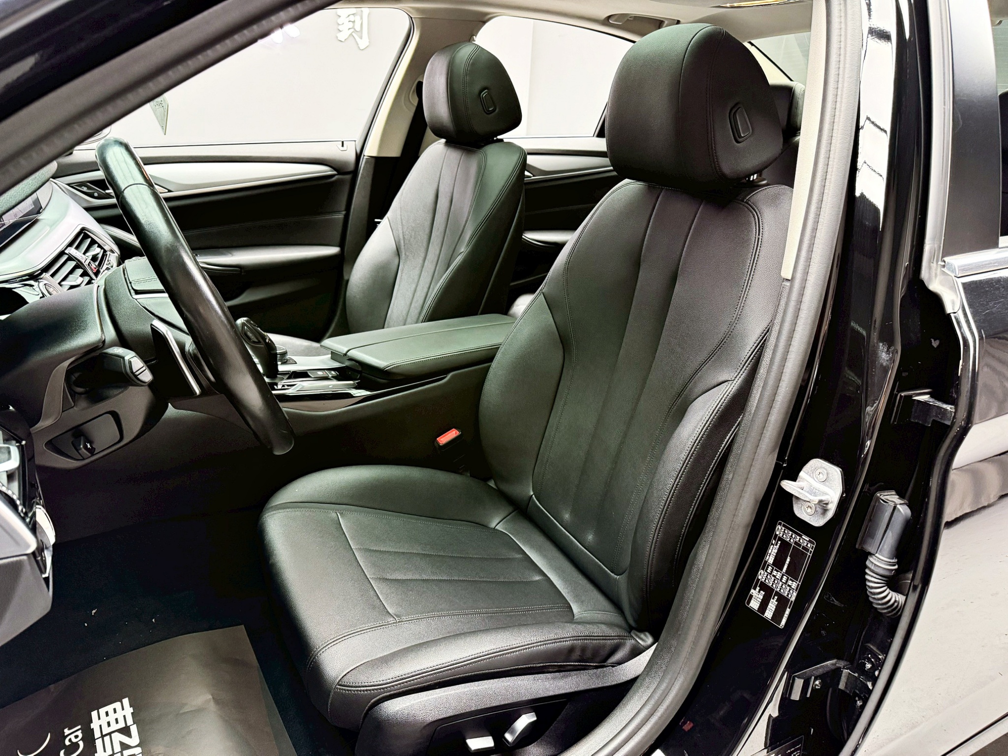 全台到府賞車 2017 BMW 530i Sedan G30型『小李經理』元禾國際車業/中古車/促銷中  第5張相片