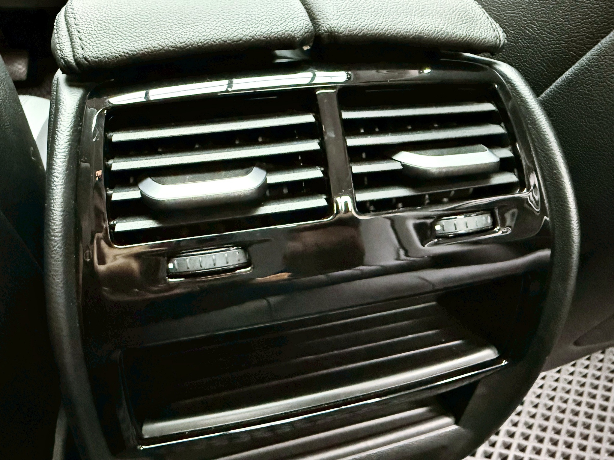 全台到府賞車 2017 BMW 530i Sedan G30型『小李經理』元禾國際車業/中古車/促銷中  第10張相片