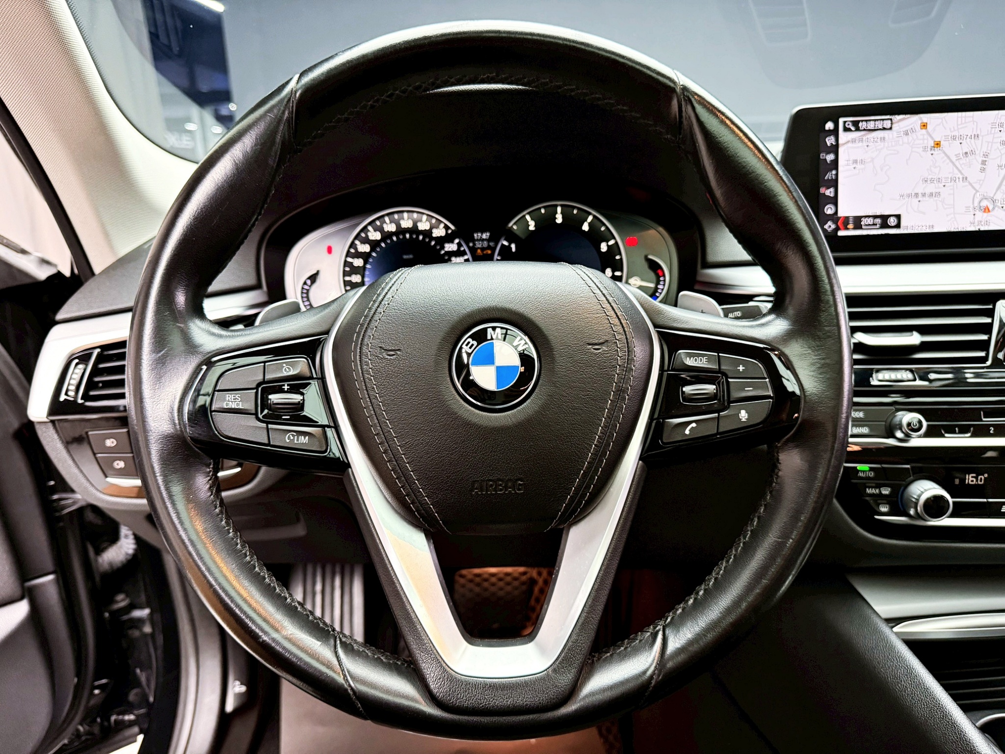 全台到府賞車 2017 BMW 530i Sedan G30型『小李經理』元禾國際車業/中古車/促銷中  第13張相片