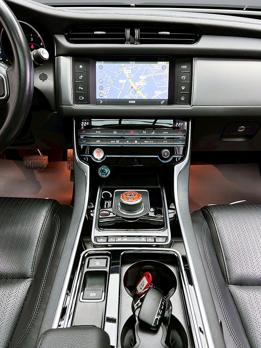 全台到府賞車 2017 Jaguar XF Prestige 20d『小李經理』元禾國際車業/中古車/促銷中  第8張相片