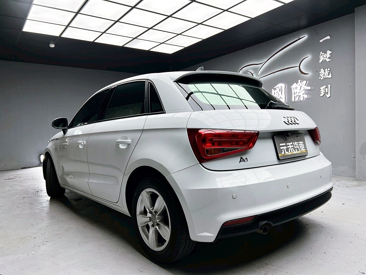 全台到府賞車 2016 Audi A1 Sportback 25TFSI『小李經理』元禾國際車業/中古車/促銷中  第3張相片