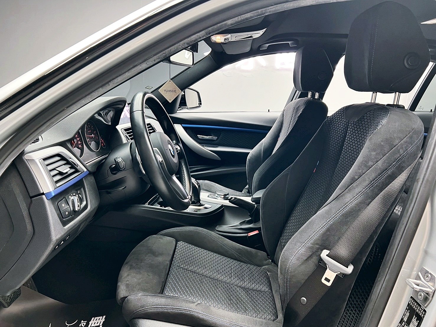 全台到府賞車 2017 BMW 320i Sedan M-Sport F30型『小李經理』元禾國際車業/中古車/促銷中  第14張相片