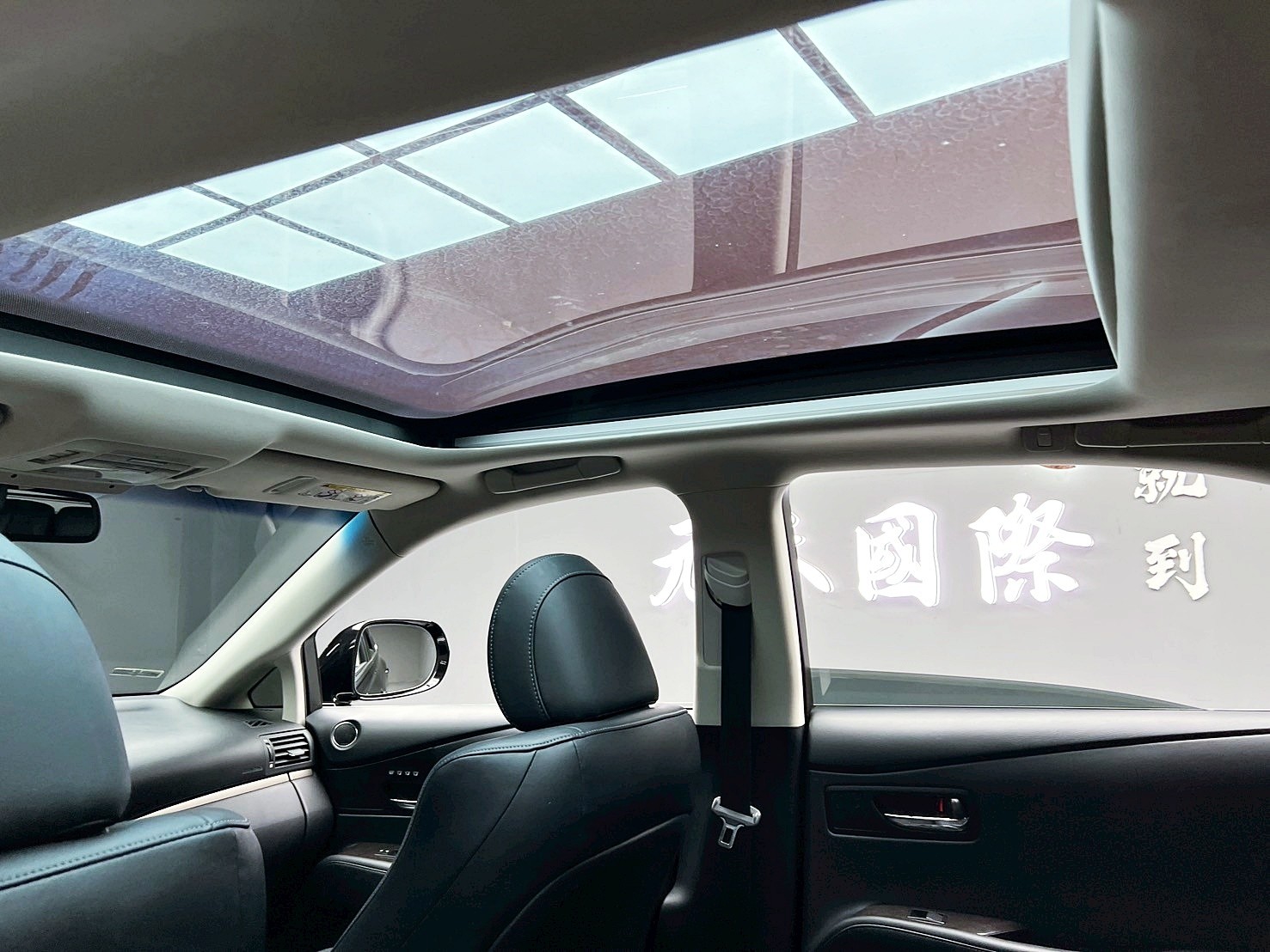 全台到府賞車 2014/15 Lexus RX450h 頂級版『小李經理』元禾國際車業/中古車/促銷中  第13張相片