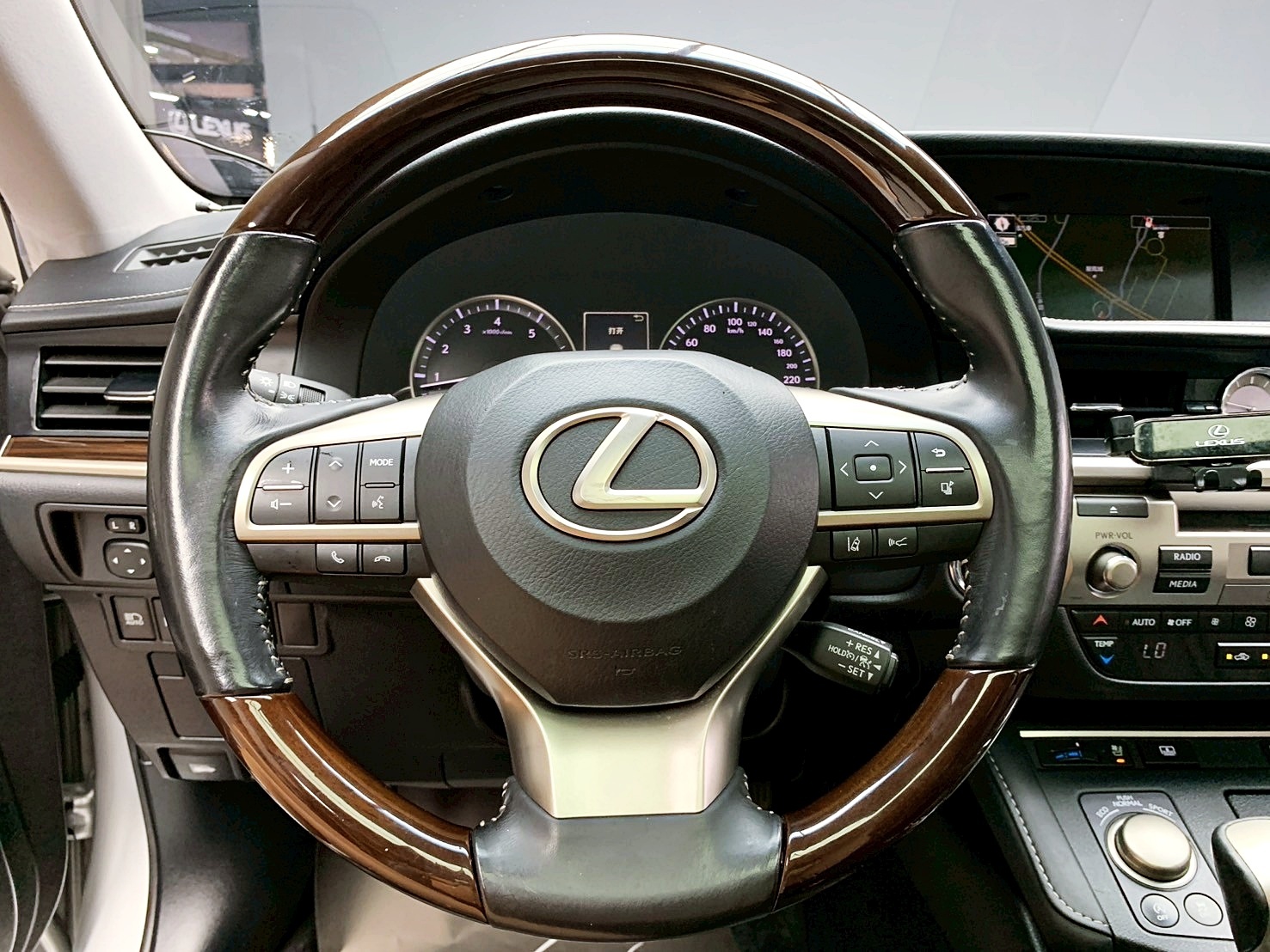 全台到府賞車 2015/16 Lexus ES200 旗艦版『小李經理』元禾國際車業/中古車/促銷中  第7張相片