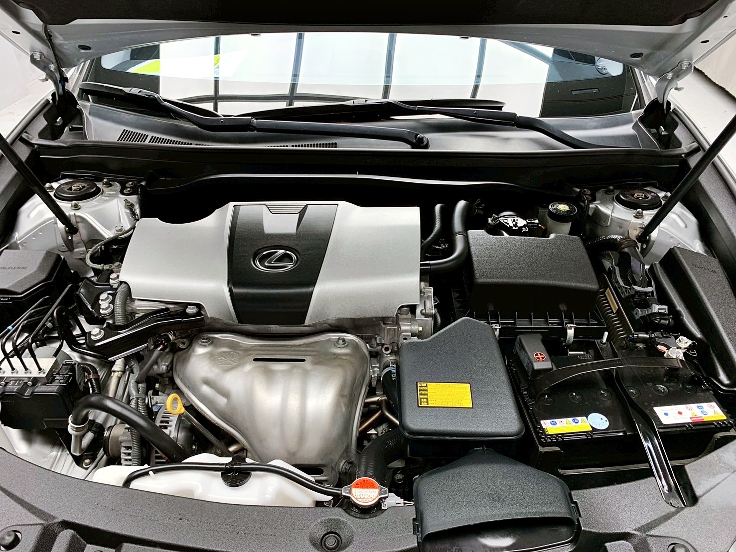 全台到府賞車 2015/16 Lexus ES200 旗艦版『小李經理』元禾國際車業/中古車/促銷中  第16張相片