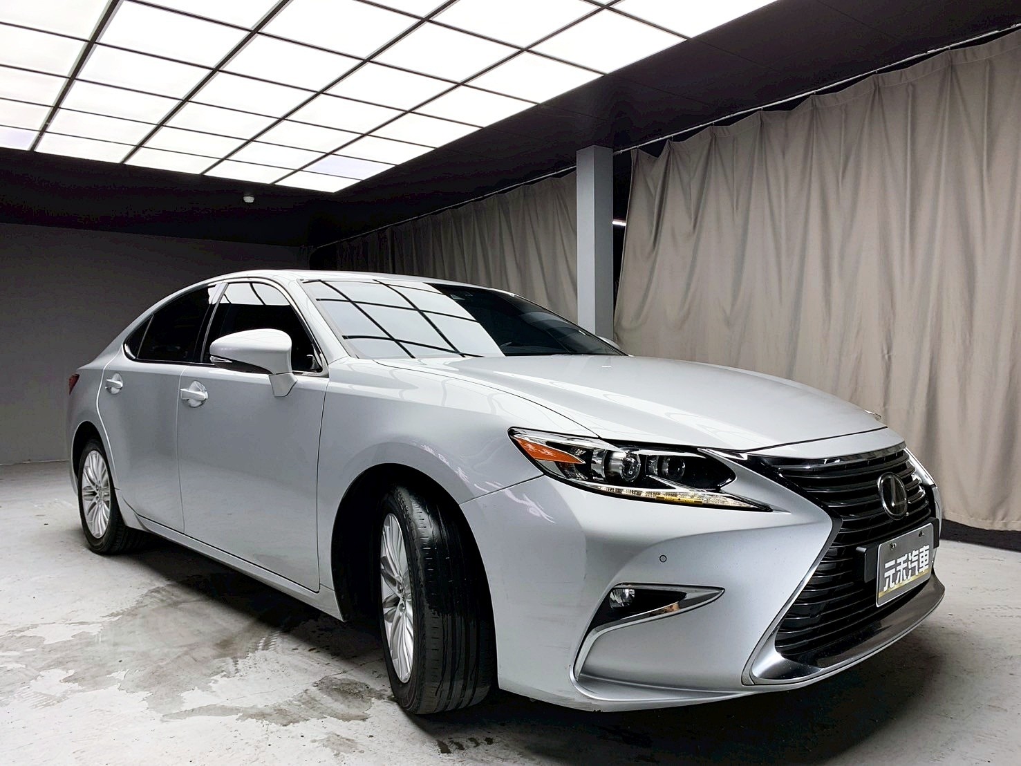 全台到府賞車 2015/16 Lexus ES200 旗艦版『小李經理』元禾國際車業/中古車/促銷中  第19張相片