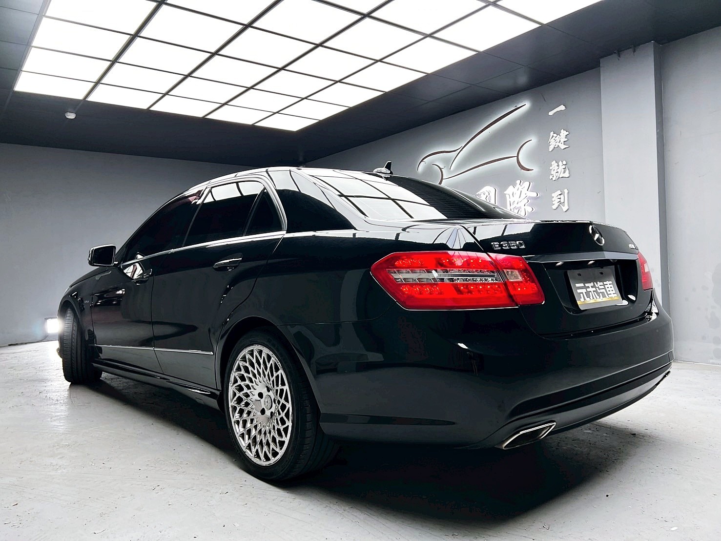全台到府賞車 2012 Benz E350 Sedan BlueEFFICIENCY Avantgarde W212型『小李經理』元禾國際車業/中古車/促銷中  第3張相片