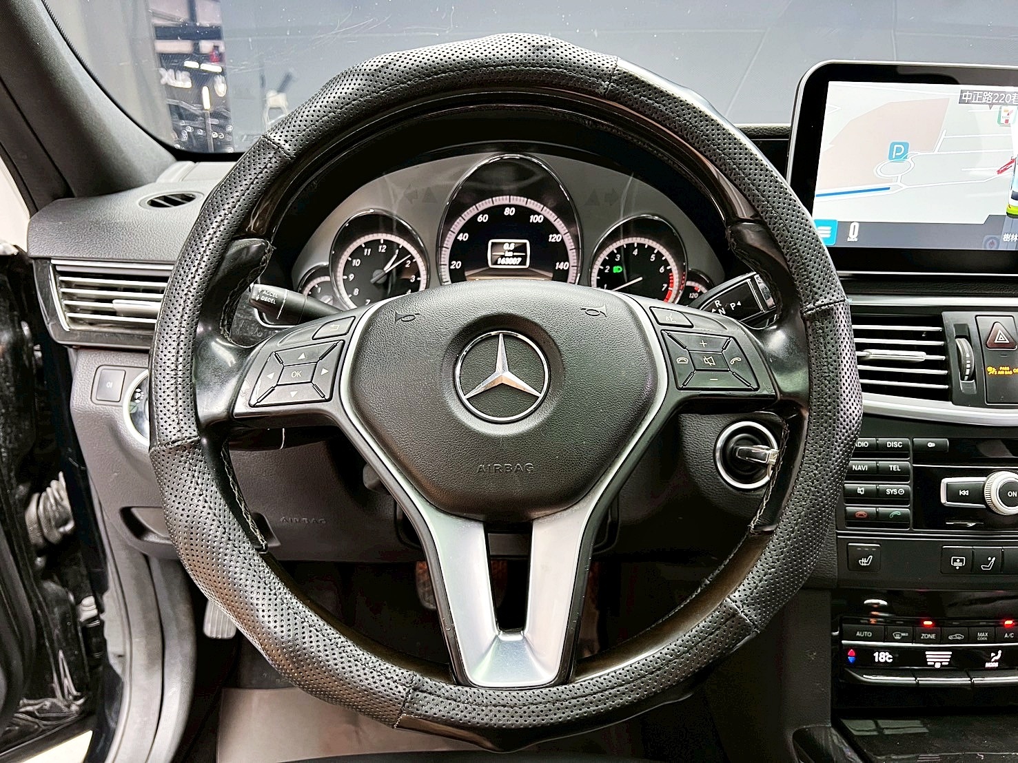 全台到府賞車 2012 Benz E350 Sedan BlueEFFICIENCY Avantgarde W212型『小李經理』元禾國際車業/中古車/促銷中  第7張相片