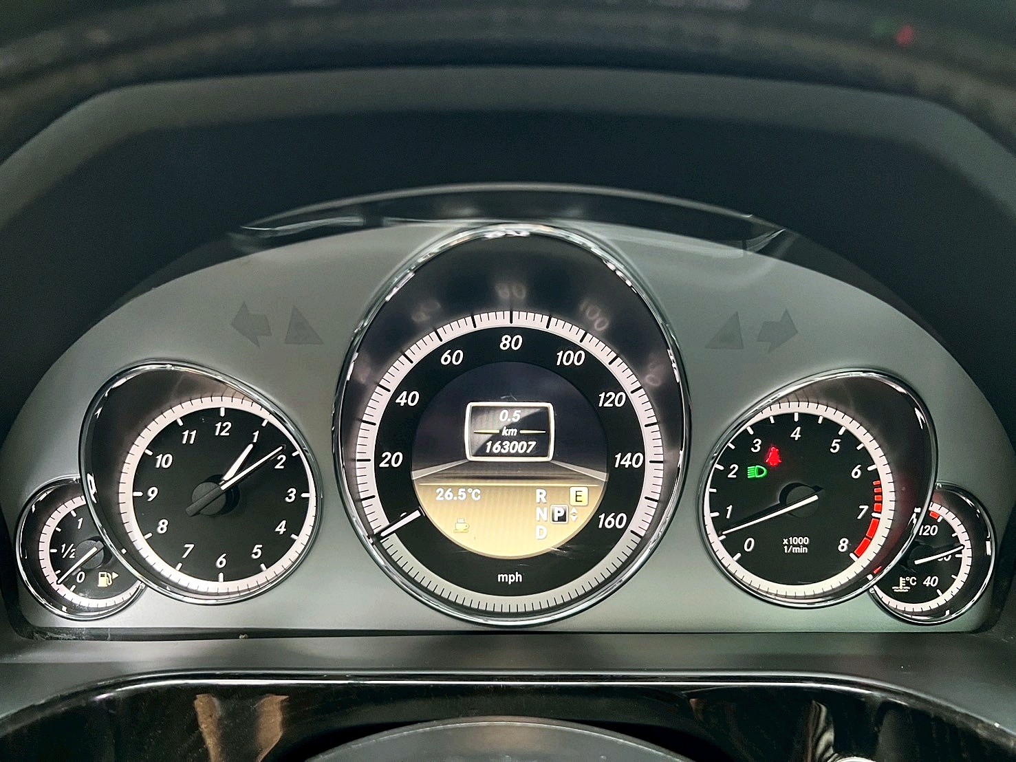 全台到府賞車 2012 Benz E350 Sedan BlueEFFICIENCY Avantgarde W212型『小李經理』元禾國際車業/中古車/促銷中  第13張相片