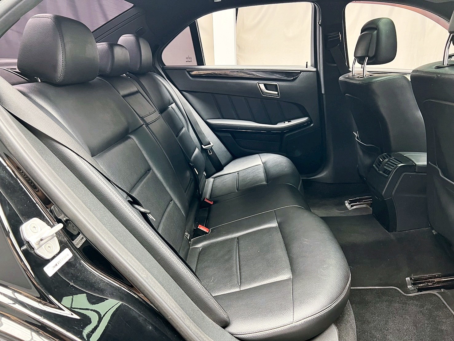 全台到府賞車 2012 Benz E350 Sedan BlueEFFICIENCY Avantgarde W212型『小李經理』元禾國際車業/中古車/促銷中  第19張相片