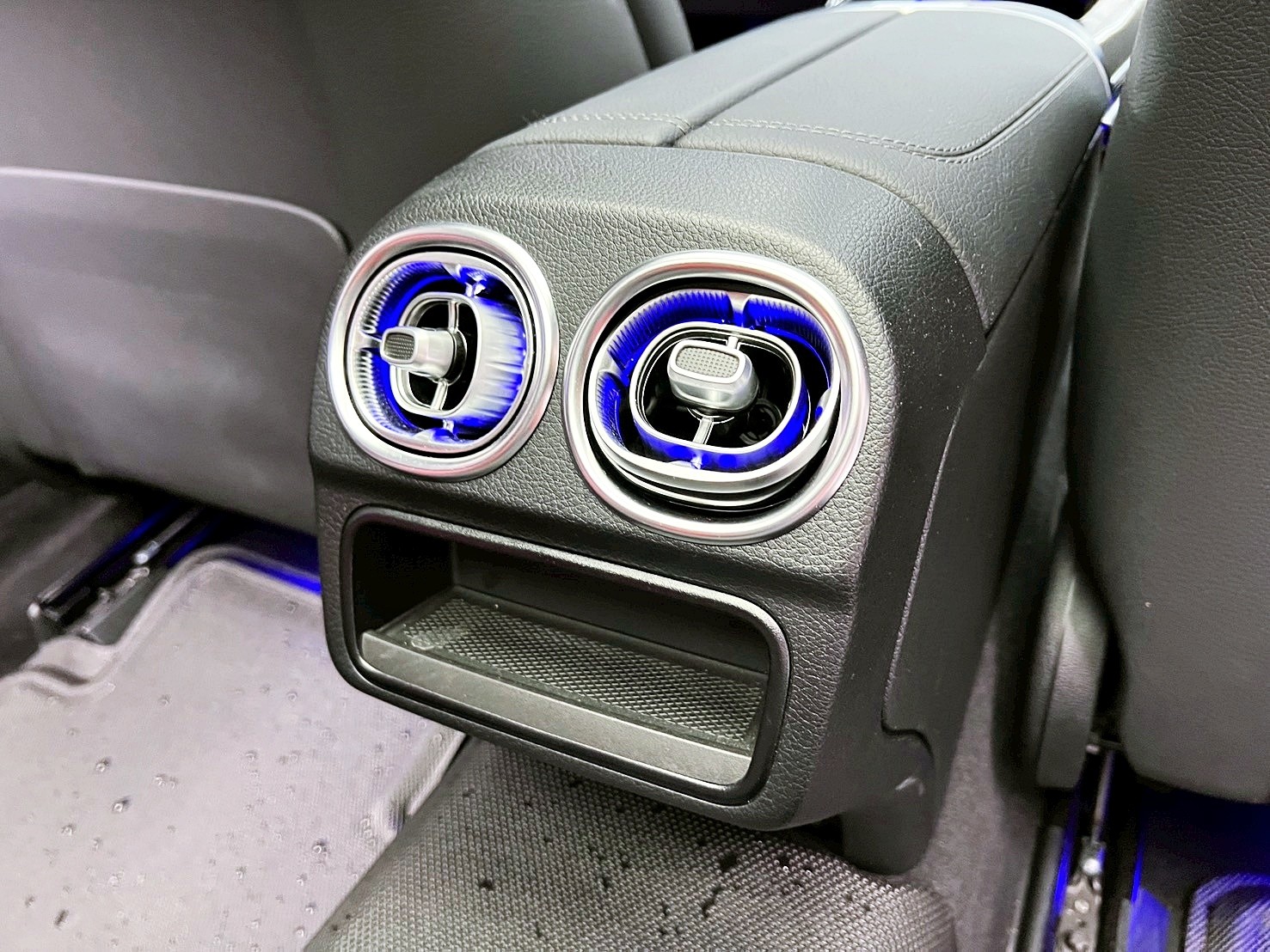 全台到府賞車 2023/24 Benz C300 Estate 運動版 S206型『小李經理』元禾國際車業/中古車/促銷中  第11張相片