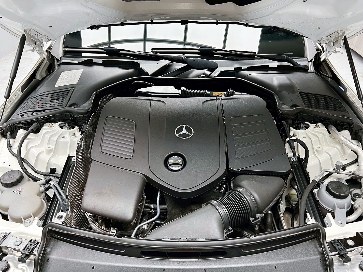 全台到府賞車 2023/24 Benz C300 Estate 運動版 S206型『小李經理』元禾國際車業/中古車/促銷中  第16張相片