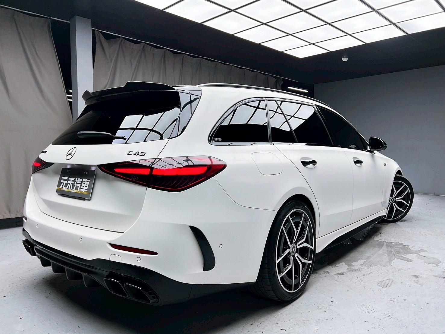 全台到府賞車 2023/24 Benz C300 Estate 運動版 S206型『小李經理』元禾國際車業/中古車/促銷中  第18張相片