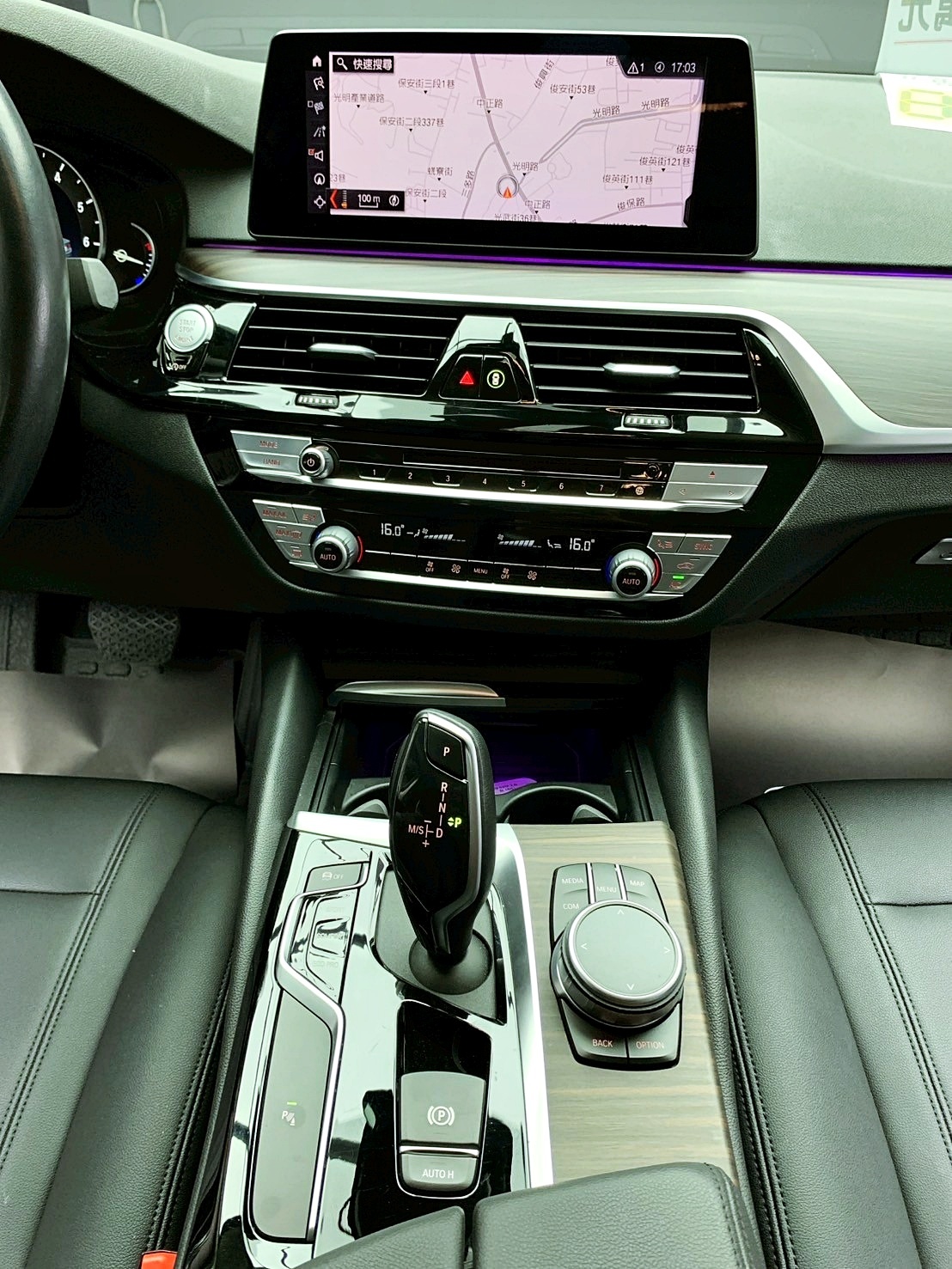 全台到府賞車 2019 BMW 520i Sedan 極智版 G30型『小李經理』元禾國際車業/中古車/促銷中  第9張相片