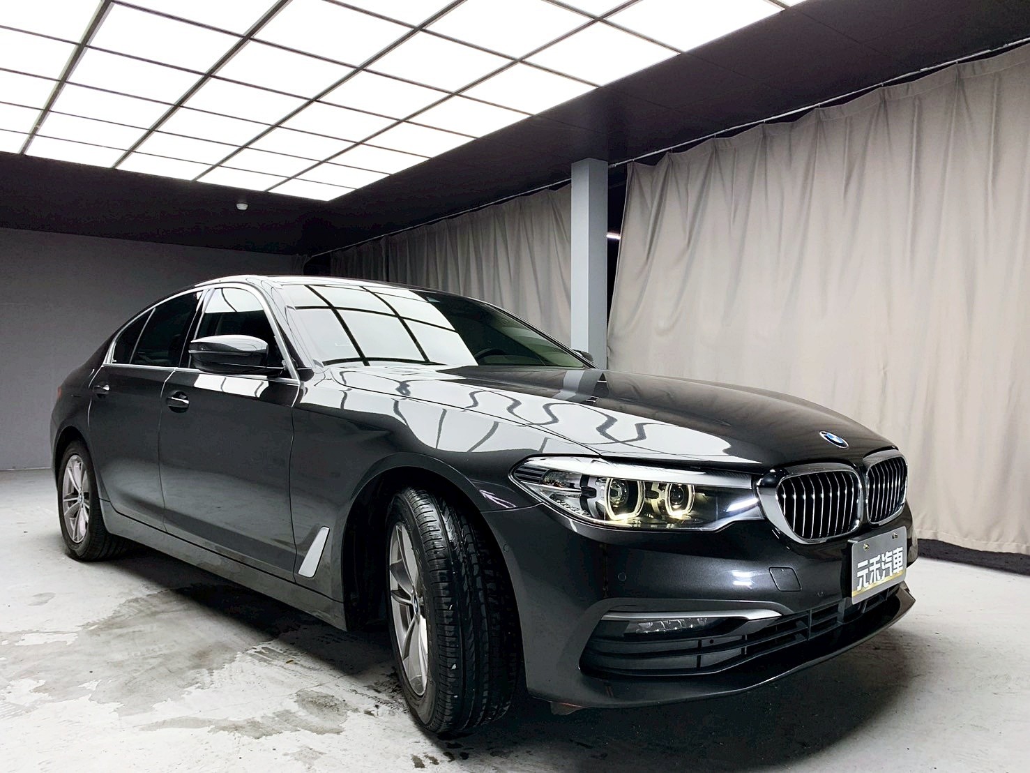 全台到府賞車 2019 BMW 520i Sedan 極智版 G30型『小李經理』元禾國際車業/中古車/促銷中  第19張相片