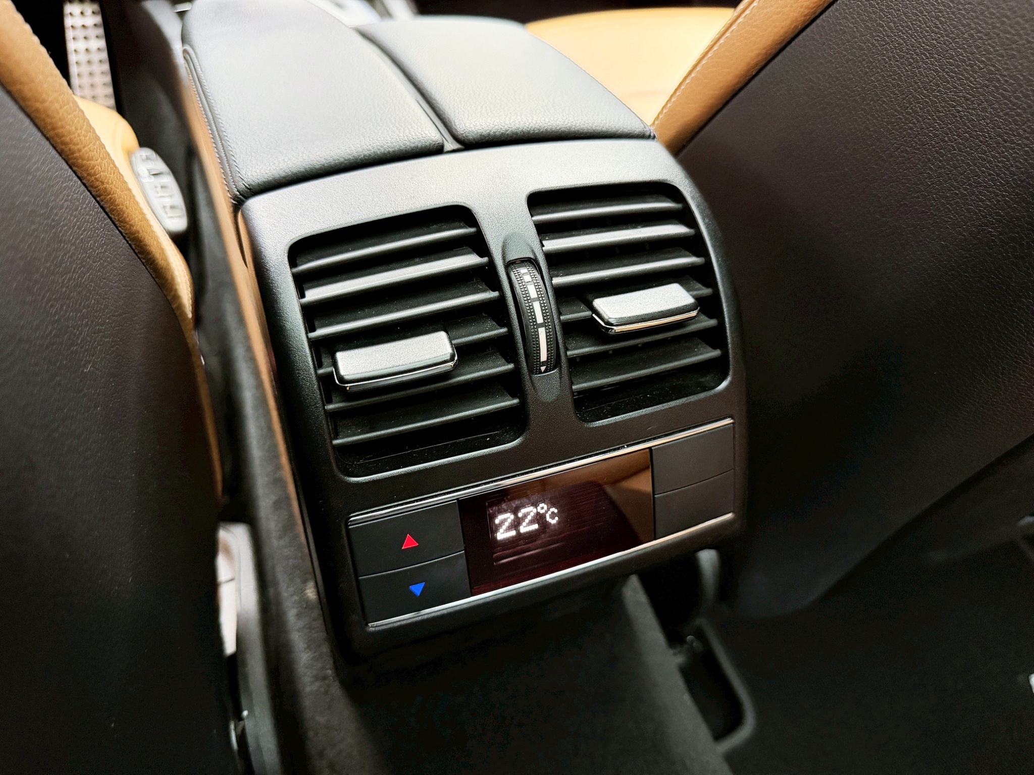 全台到府賞車 2010/11 Benz E350 Coupe Avantgarde C207型『小李經理』元禾國際車業/中古車/促銷中  第14張相片