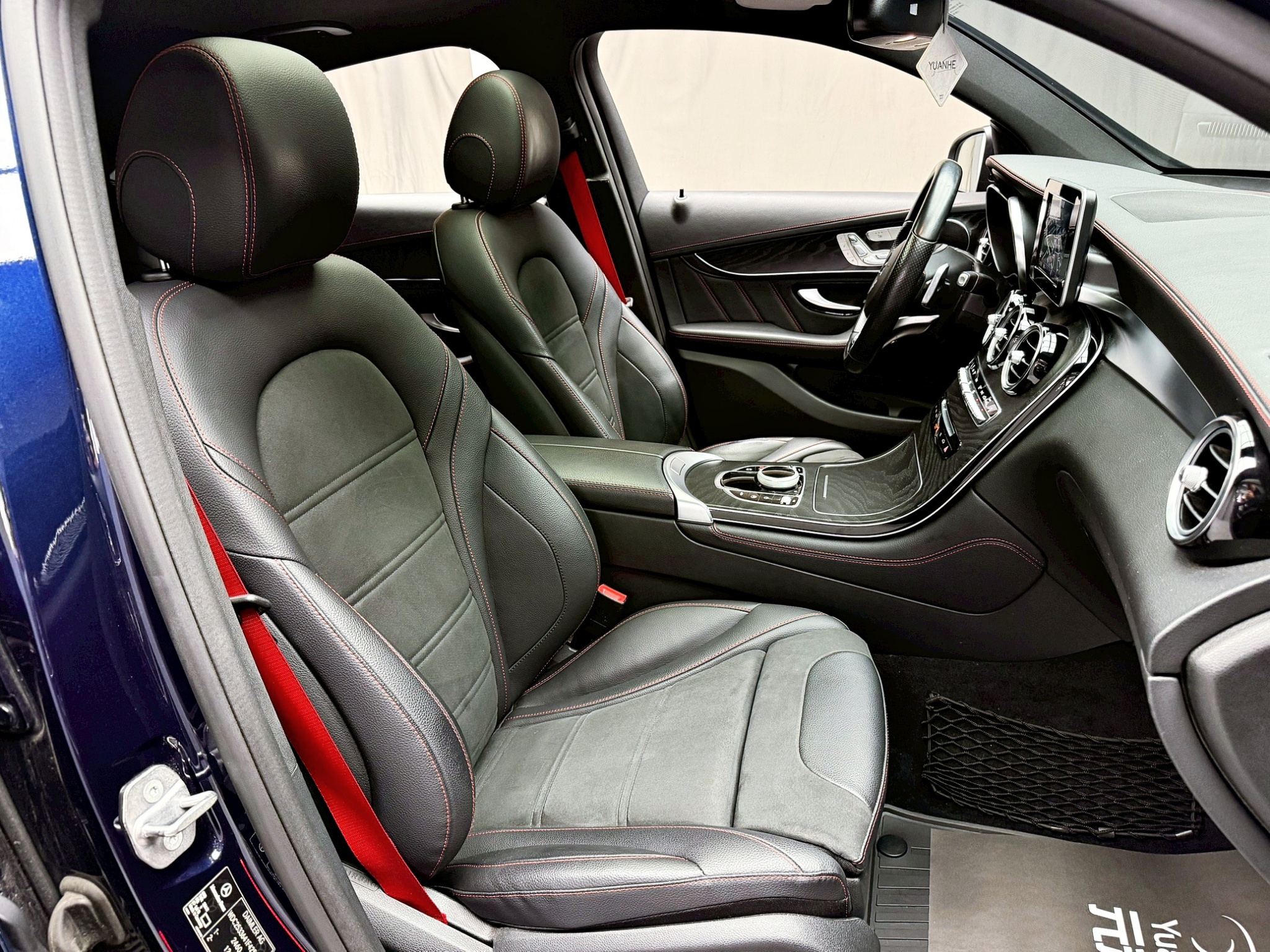 全台到府賞車 2018 Benz GLC43 Coupe AMG 4MATIC X253型『小李經理』元禾國際車業/中古車/促銷中  第11張相片
