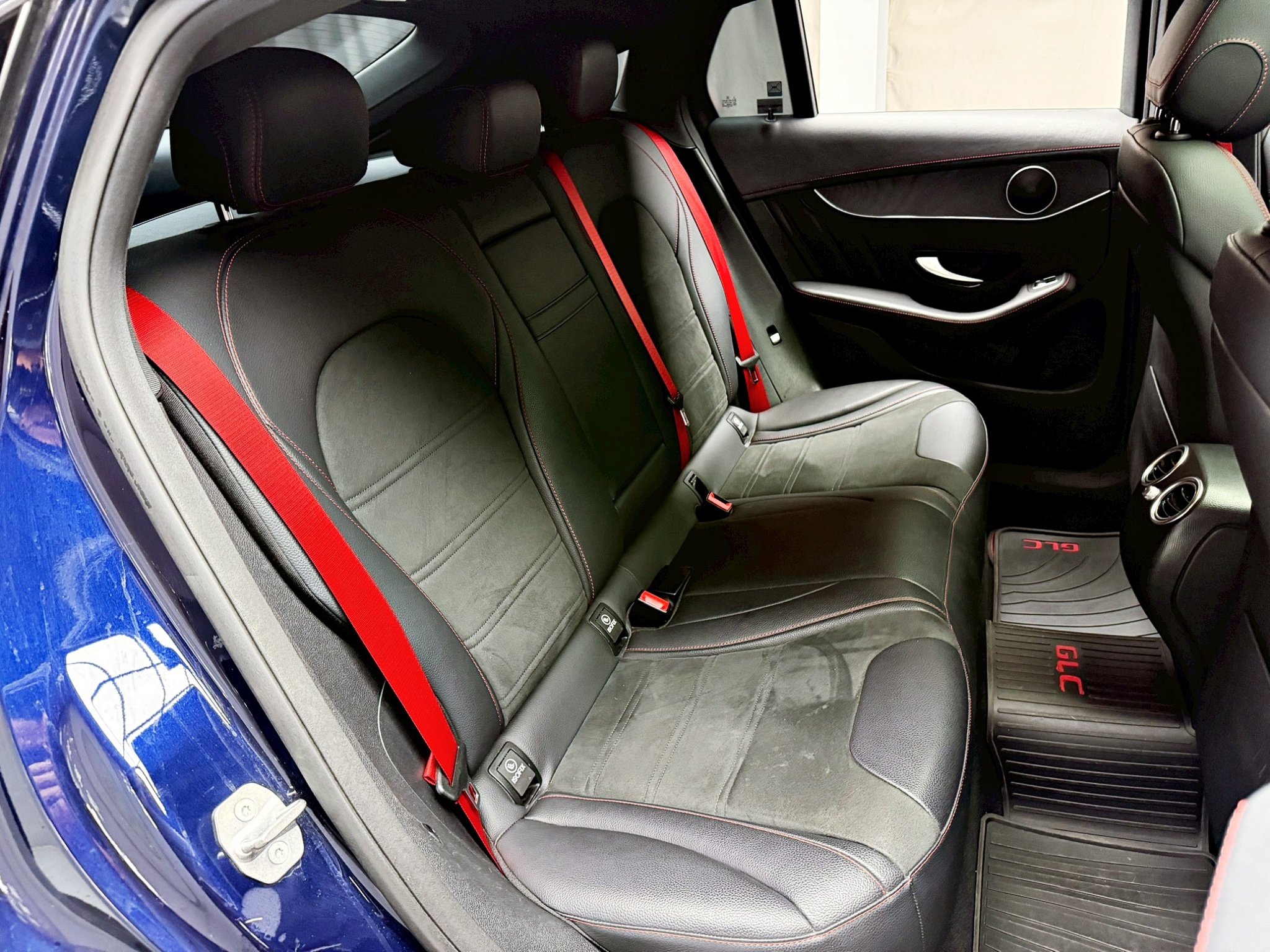 全台到府賞車 2018 Benz GLC43 Coupe AMG 4MATIC X253型『小李經理』元禾國際車業/中古車/促銷中  第14張相片