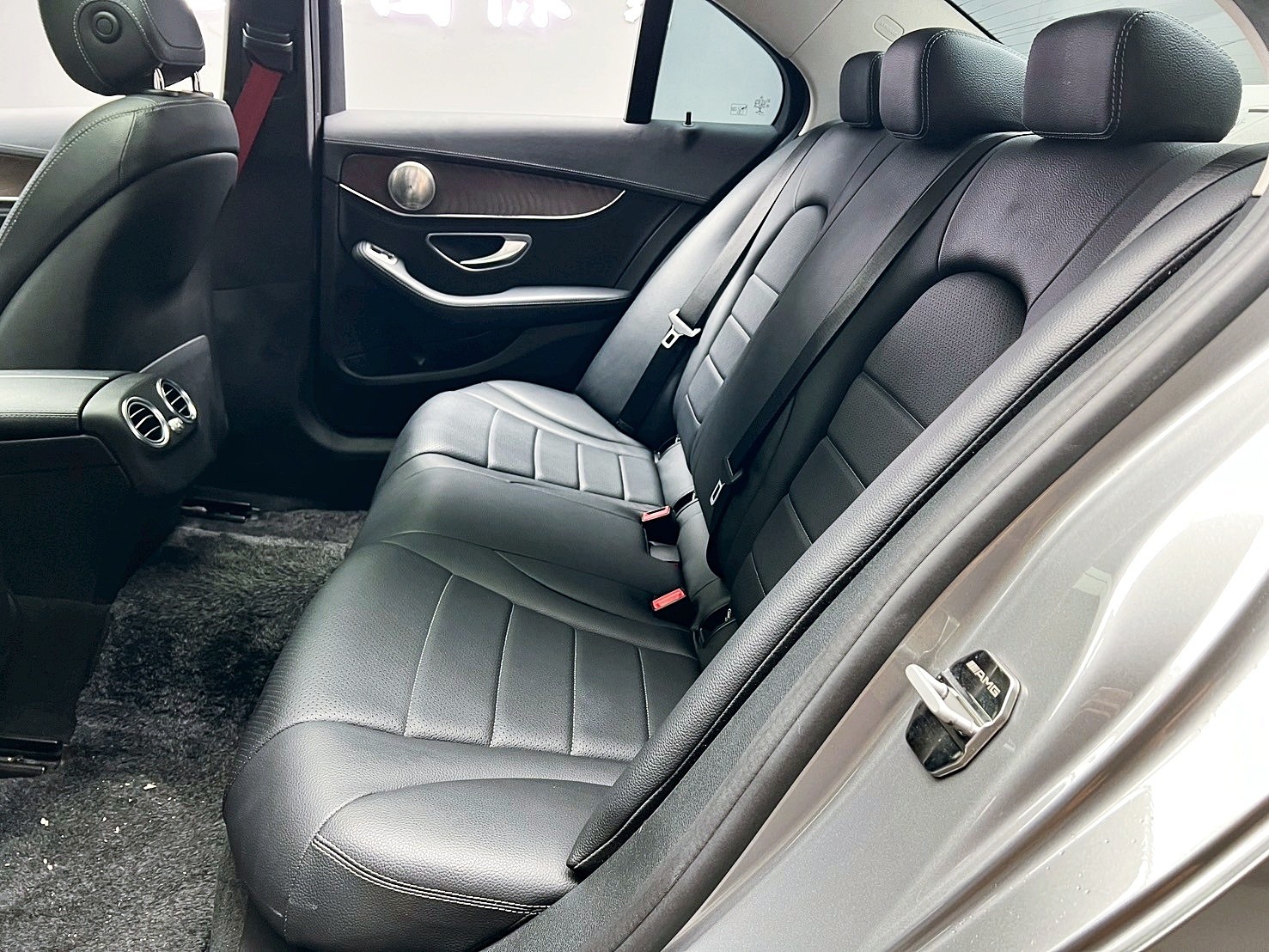 全台到府賞車 2015 Benz C200 Sedan Exclusive W205型『小李經理』元禾國際車業/中古車/促銷中  第13張相片