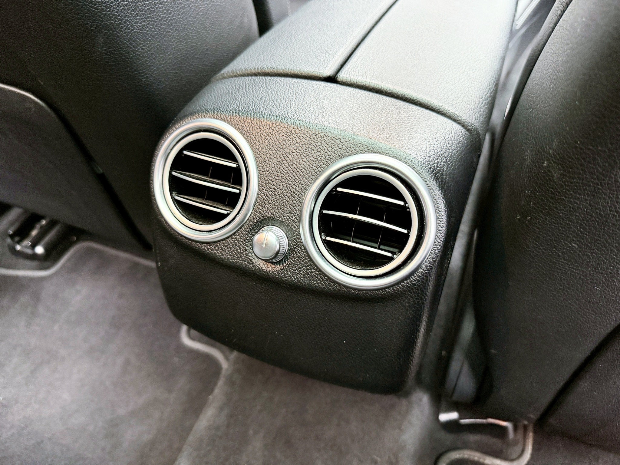 全台到府賞車 2019/20 Benz GLC300 4MATIC X253型『小李經理』元禾國際車業/中古車/促銷中  第13張相片