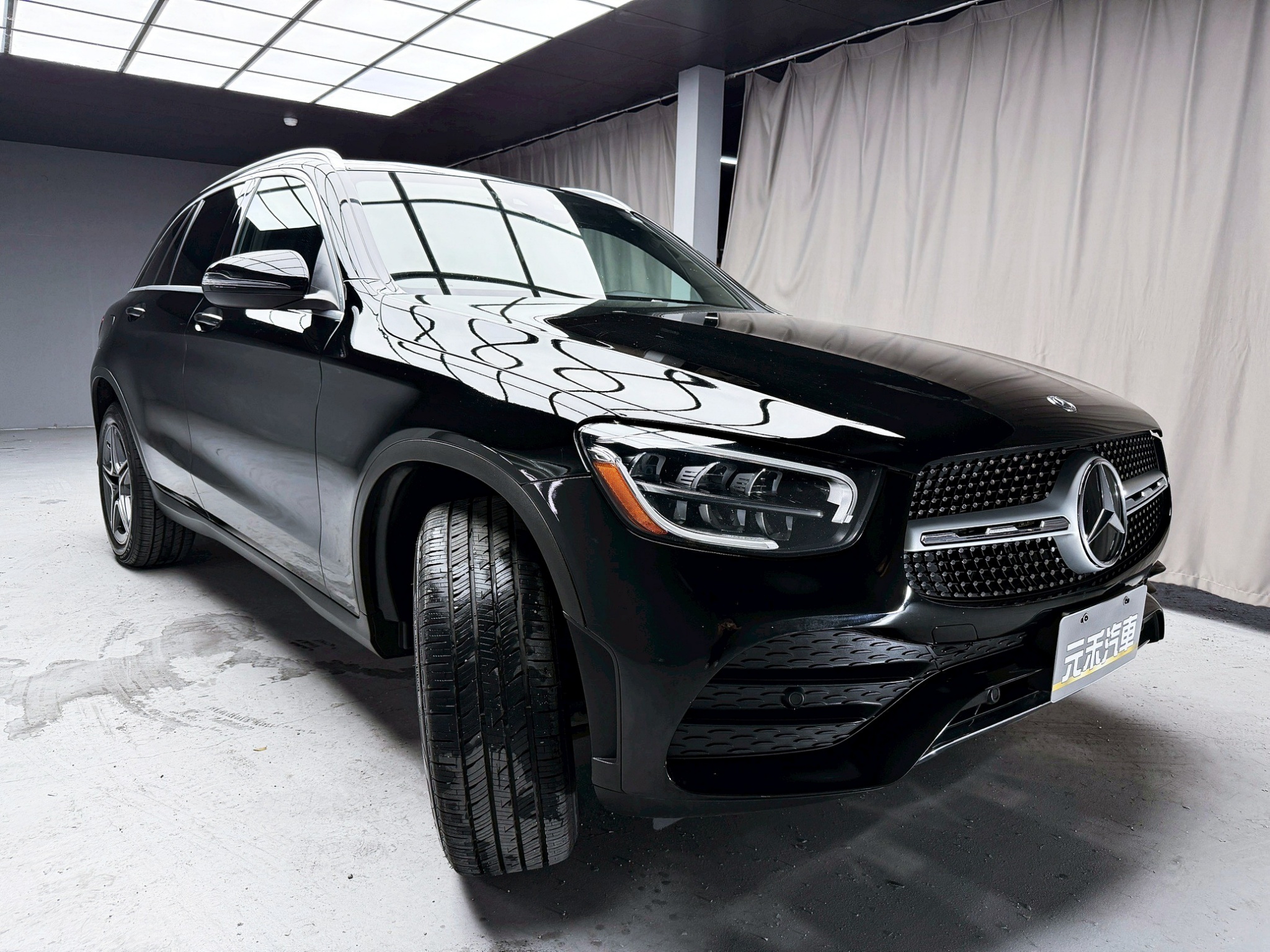 全台到府賞車 2019/20 Benz GLC300 4MATIC X253型『小李經理』元禾國際車業/中古車/促銷中  第19張相片