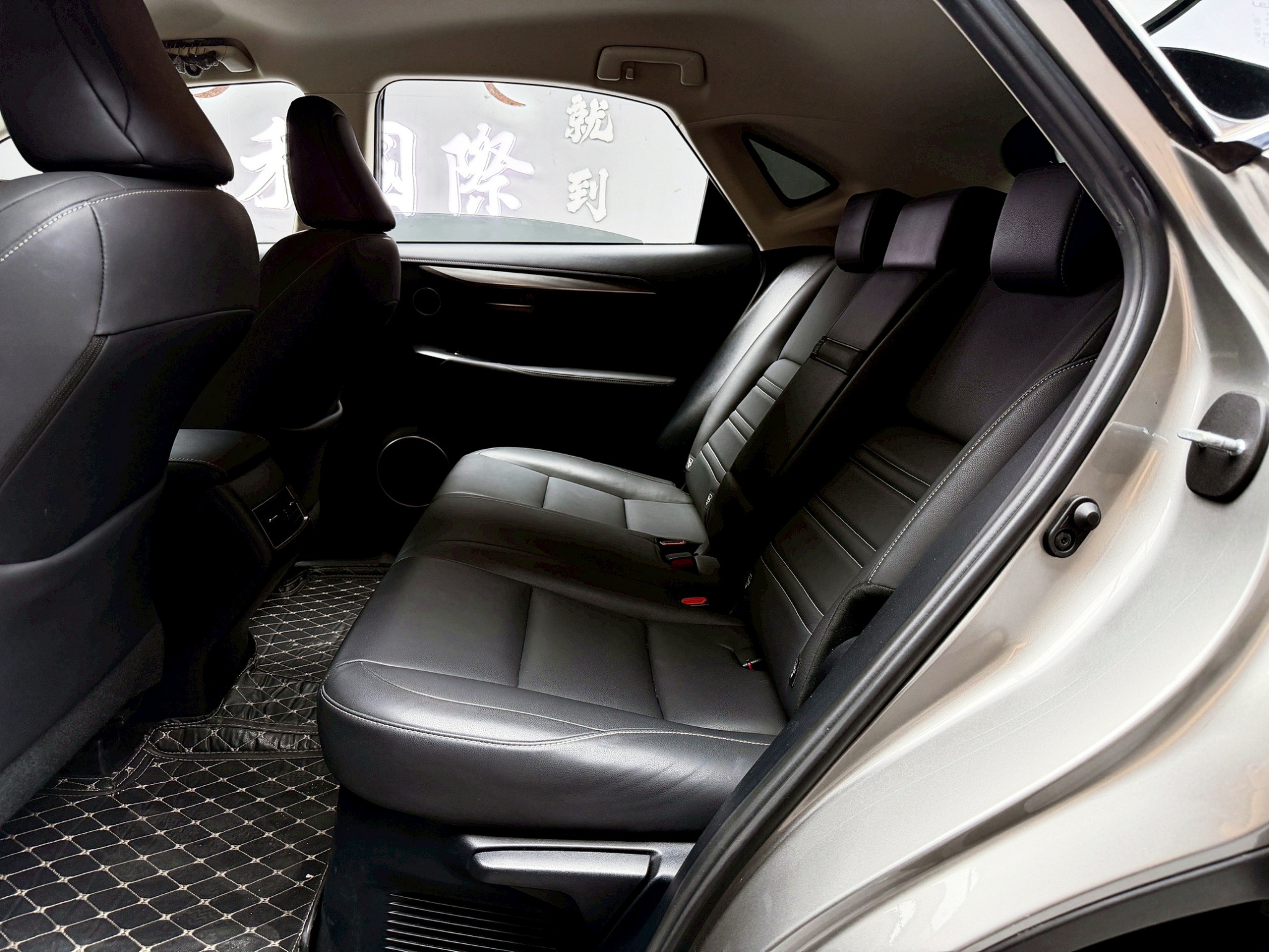 全台到府賞車 2018 Lexus NX200 菁英版『小李經理』元禾國際車業/中古車/促銷中  第14張相片